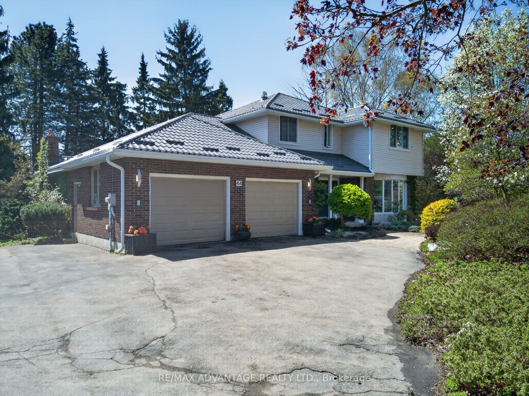 44 Northcrest Drive