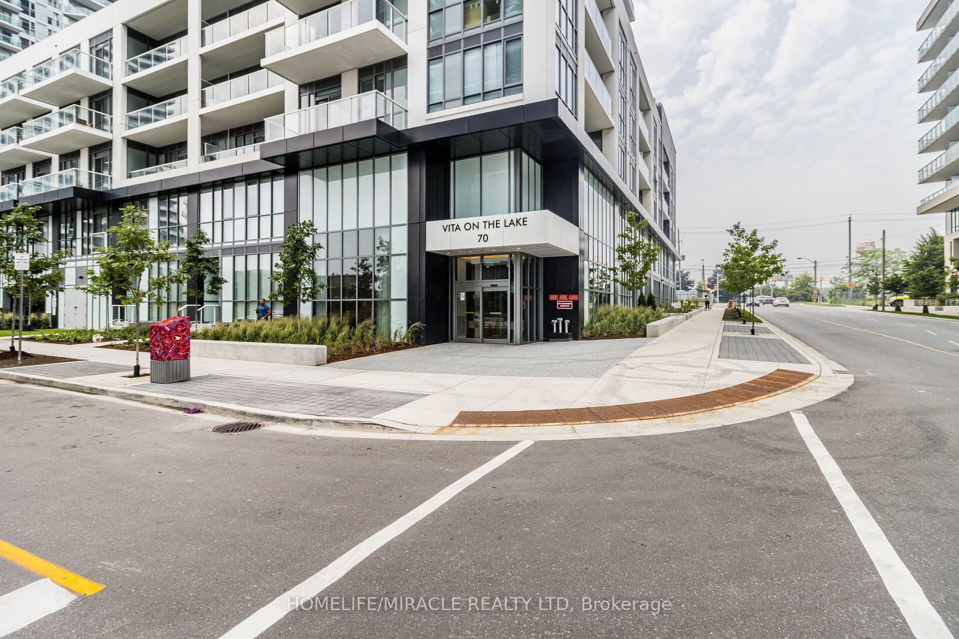 70 Annie Craig Drive 1001