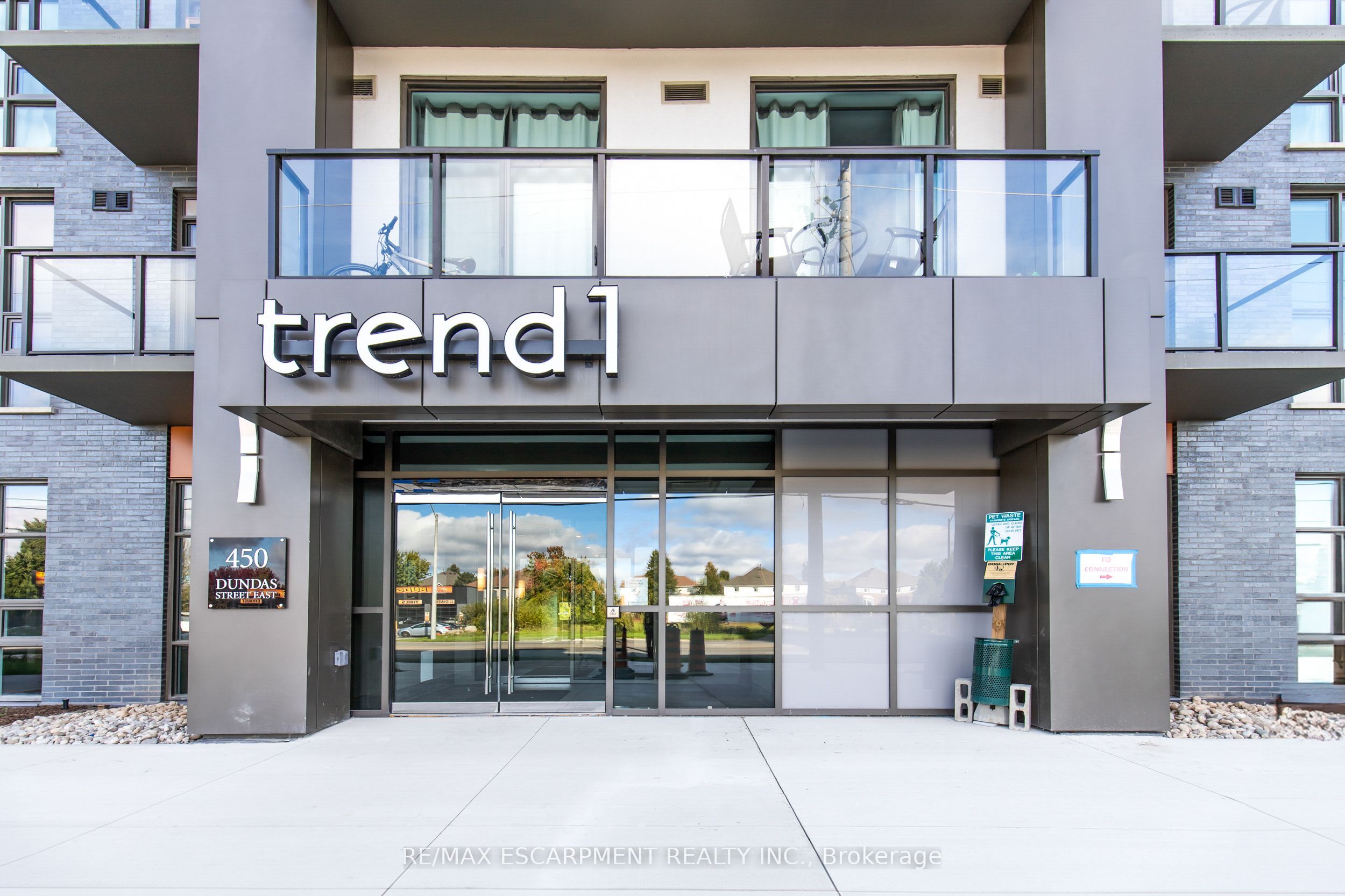 450 Dundas Street 708