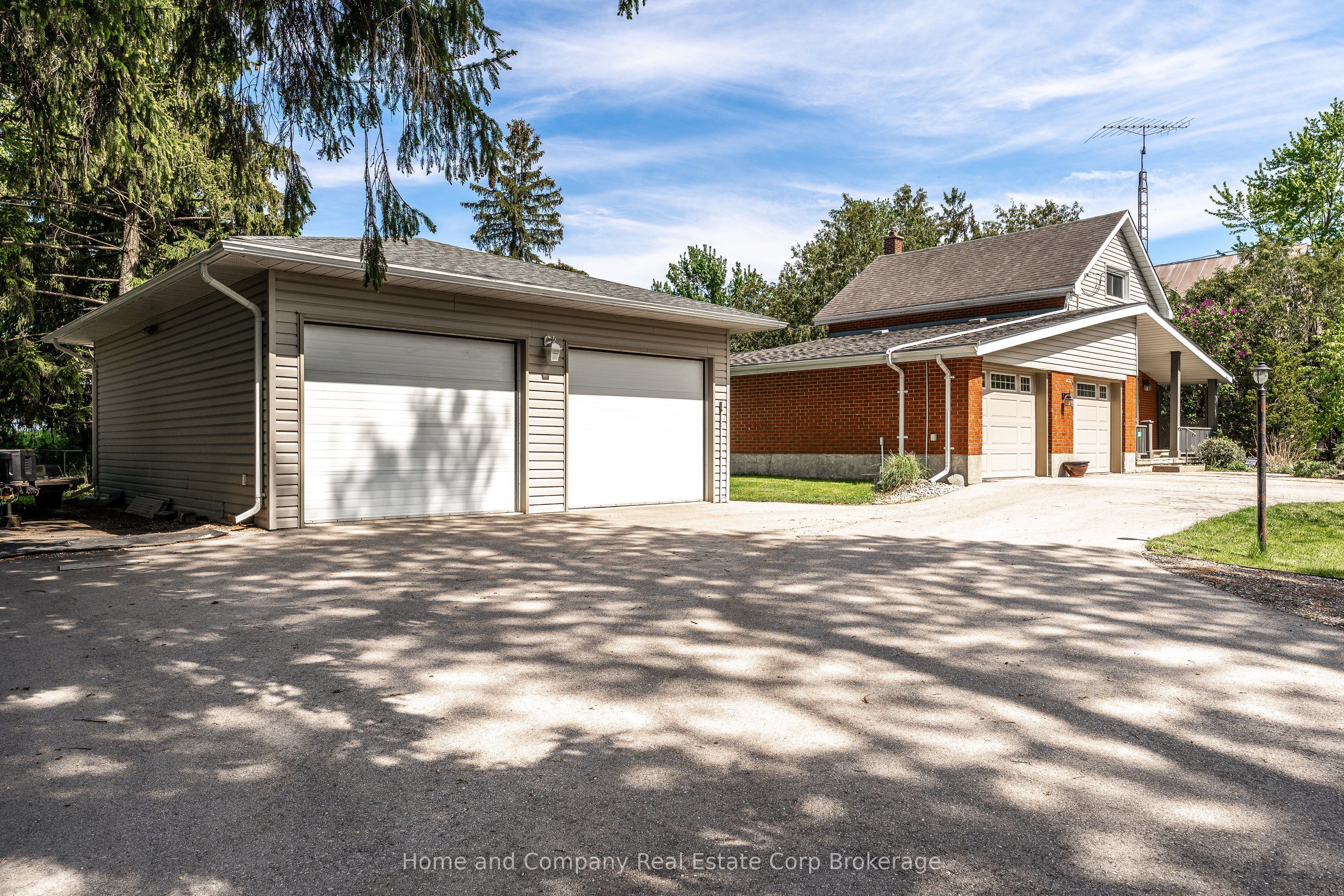 3769 Downie Street