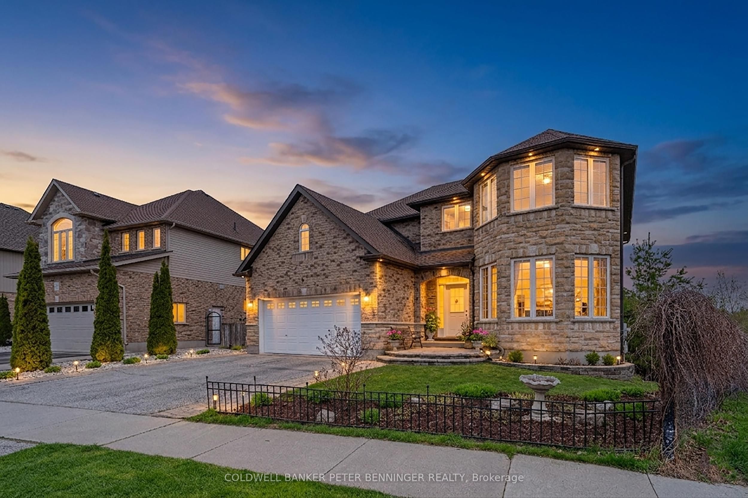 49 CREIGHTON Avenue