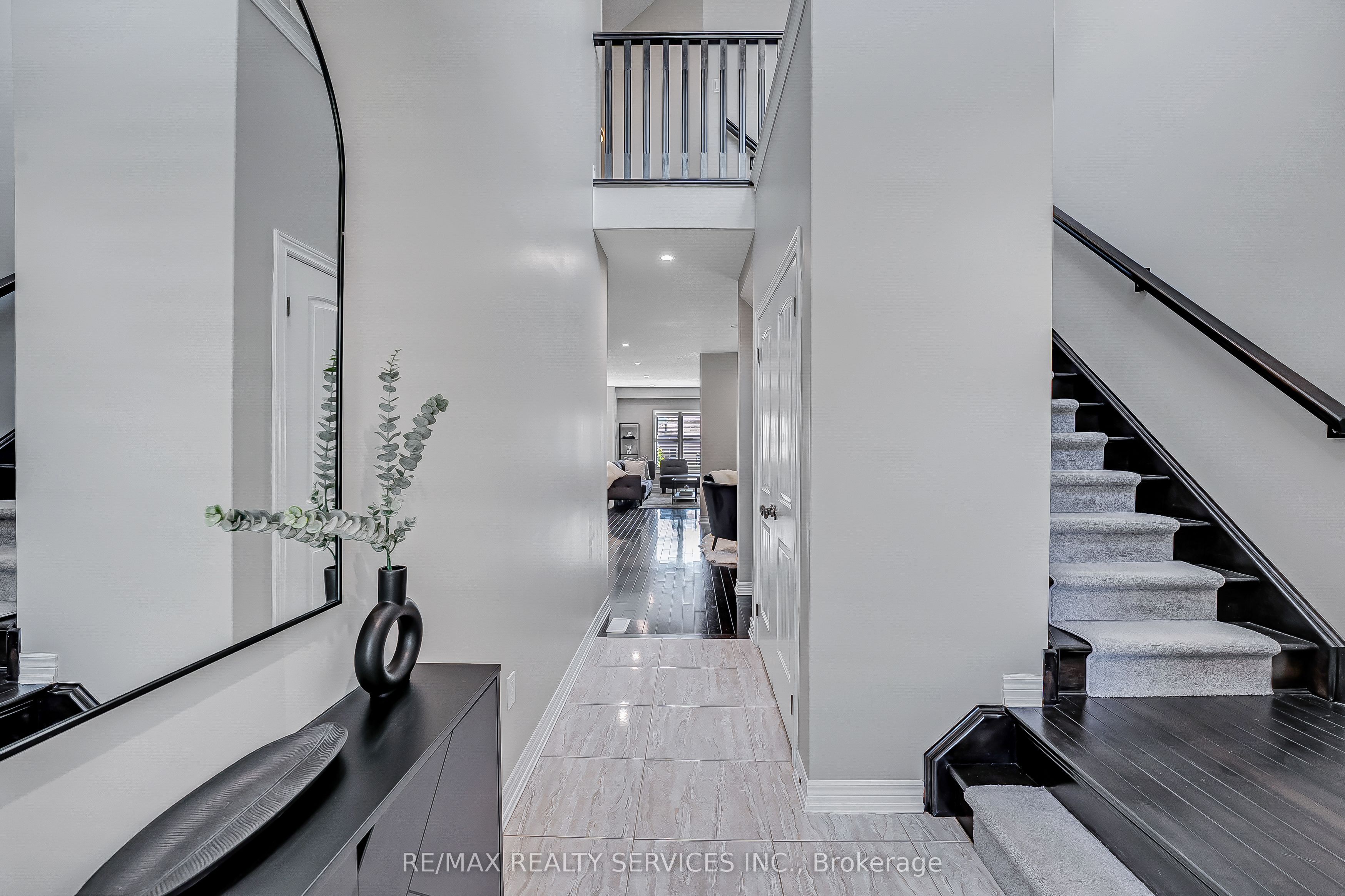 26 Wardlaw Avenue