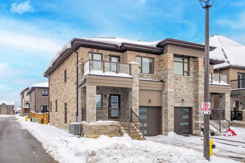 32 Ballinger Way Uxbridge ON L9P 0R6