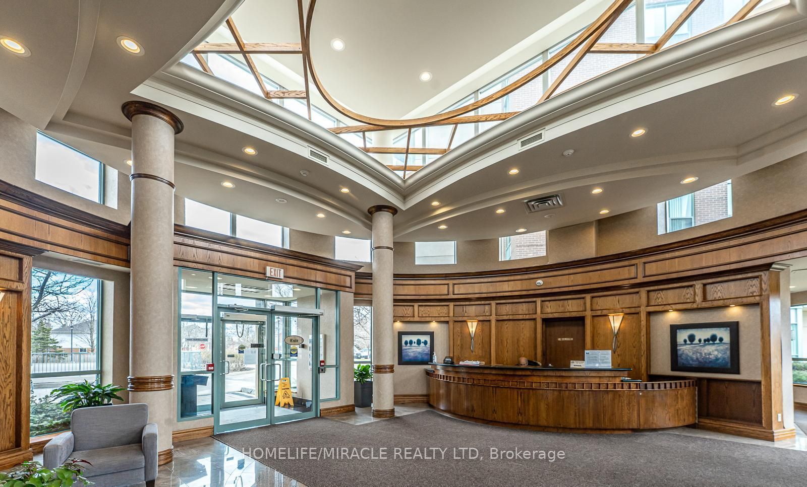 4889 Kimbermount Avenue N 203