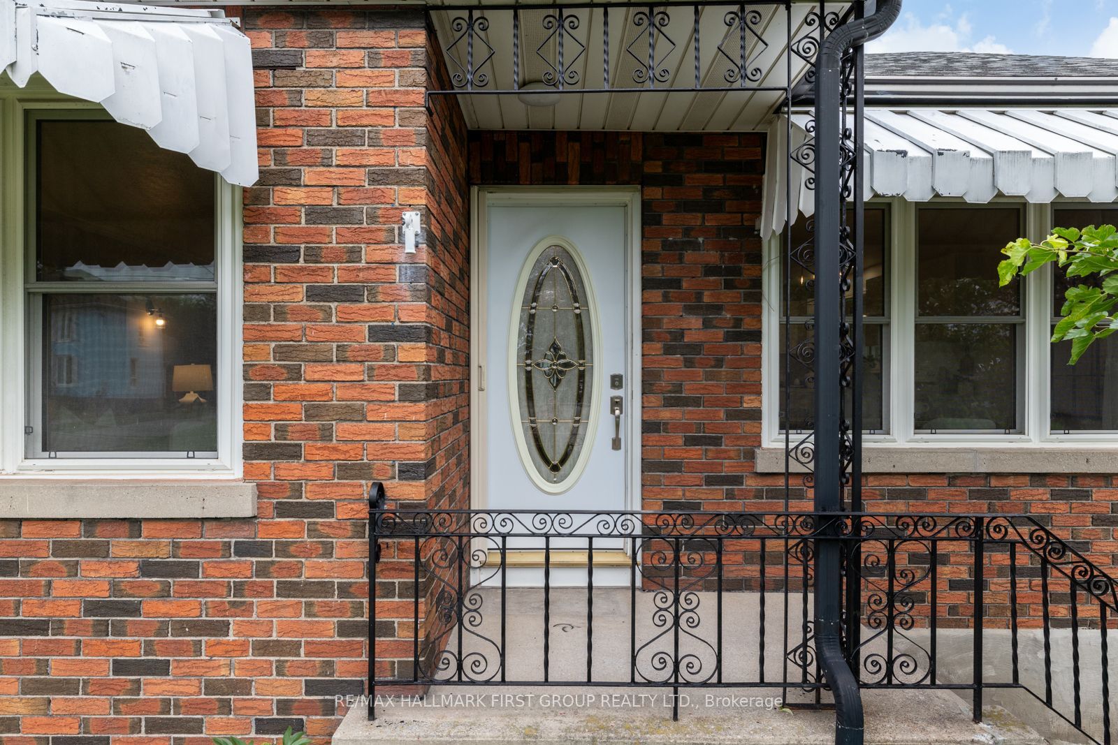 205 Farewell Street