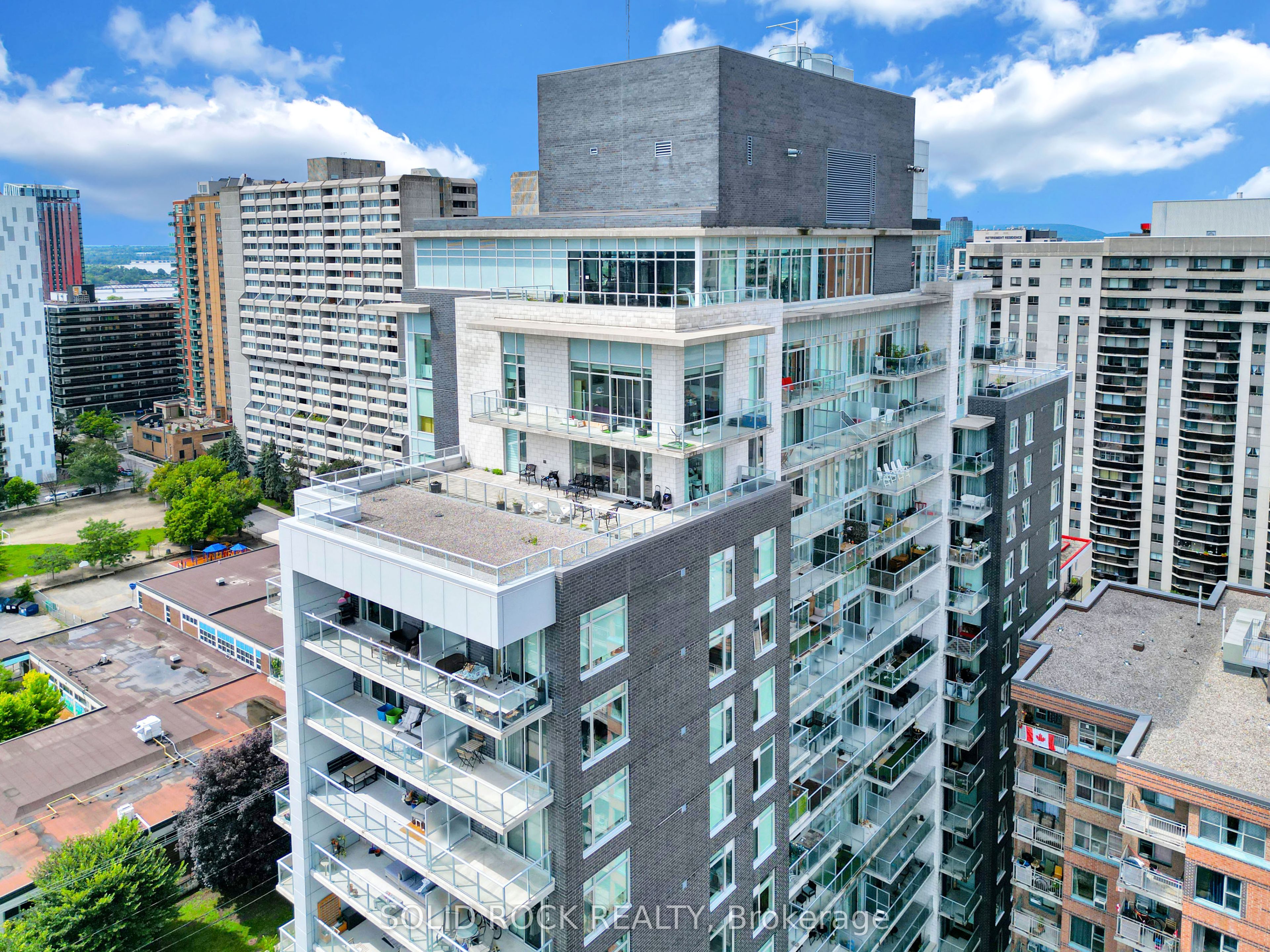 255 Bay Street 309