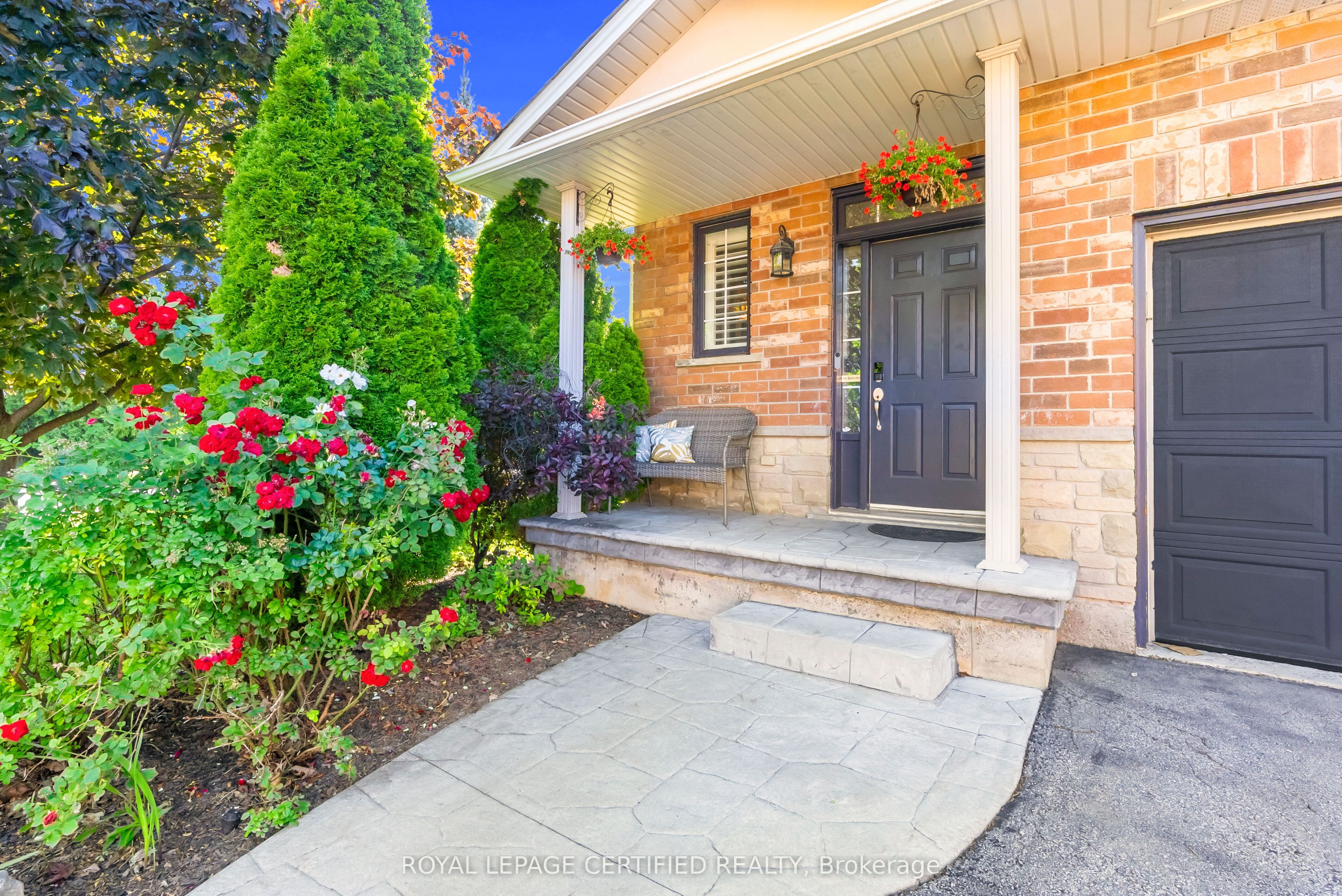 5279 Picketts Way