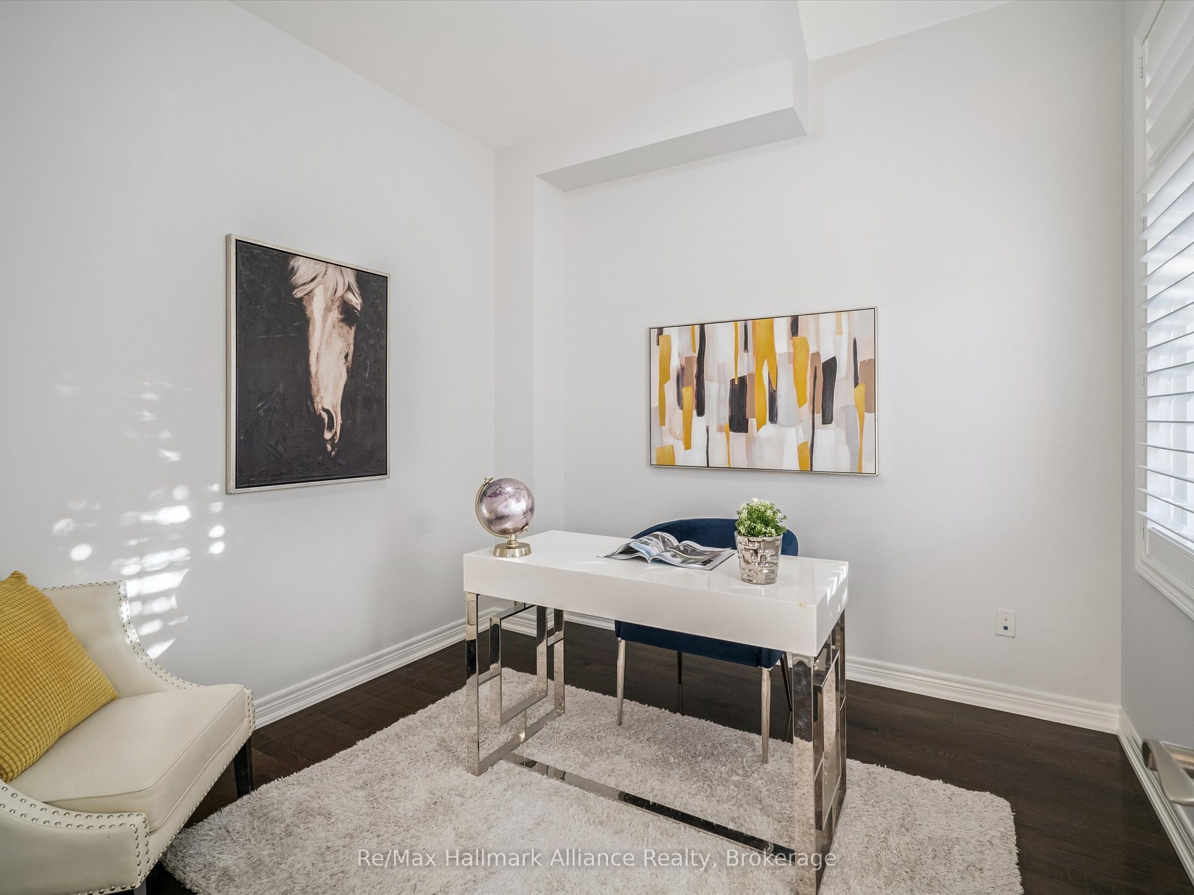 247 Beechtree Crescent