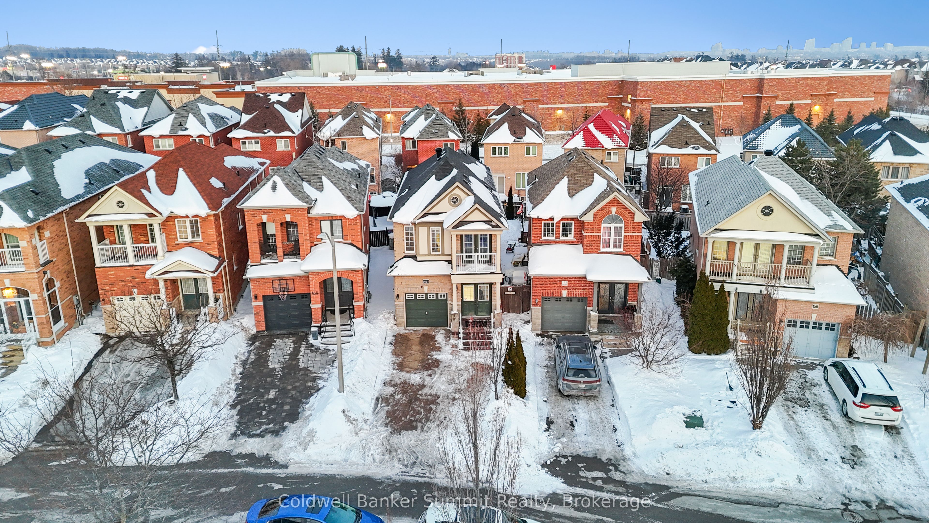 150 Laramie Crescent