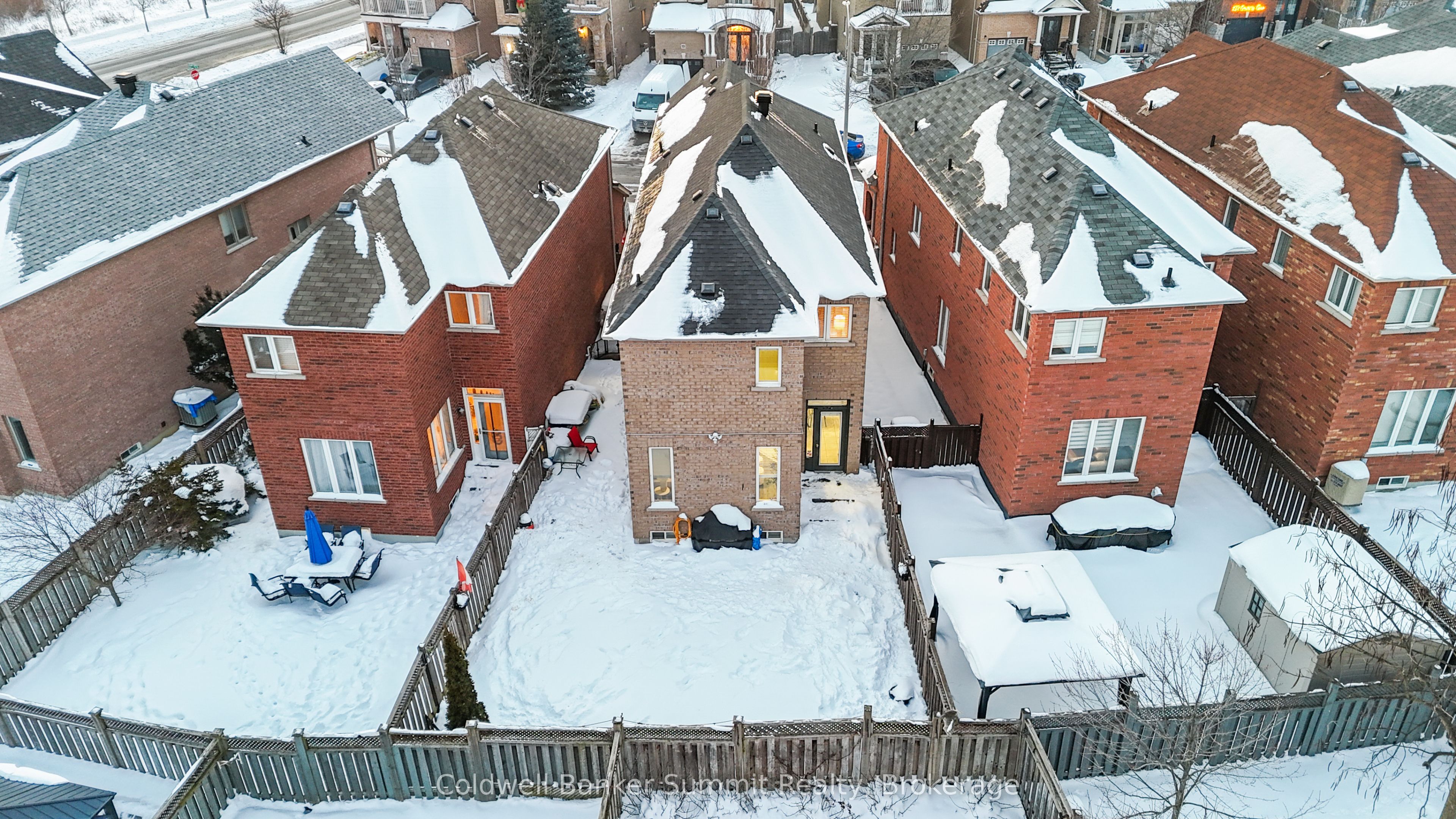 150 Laramie Crescent