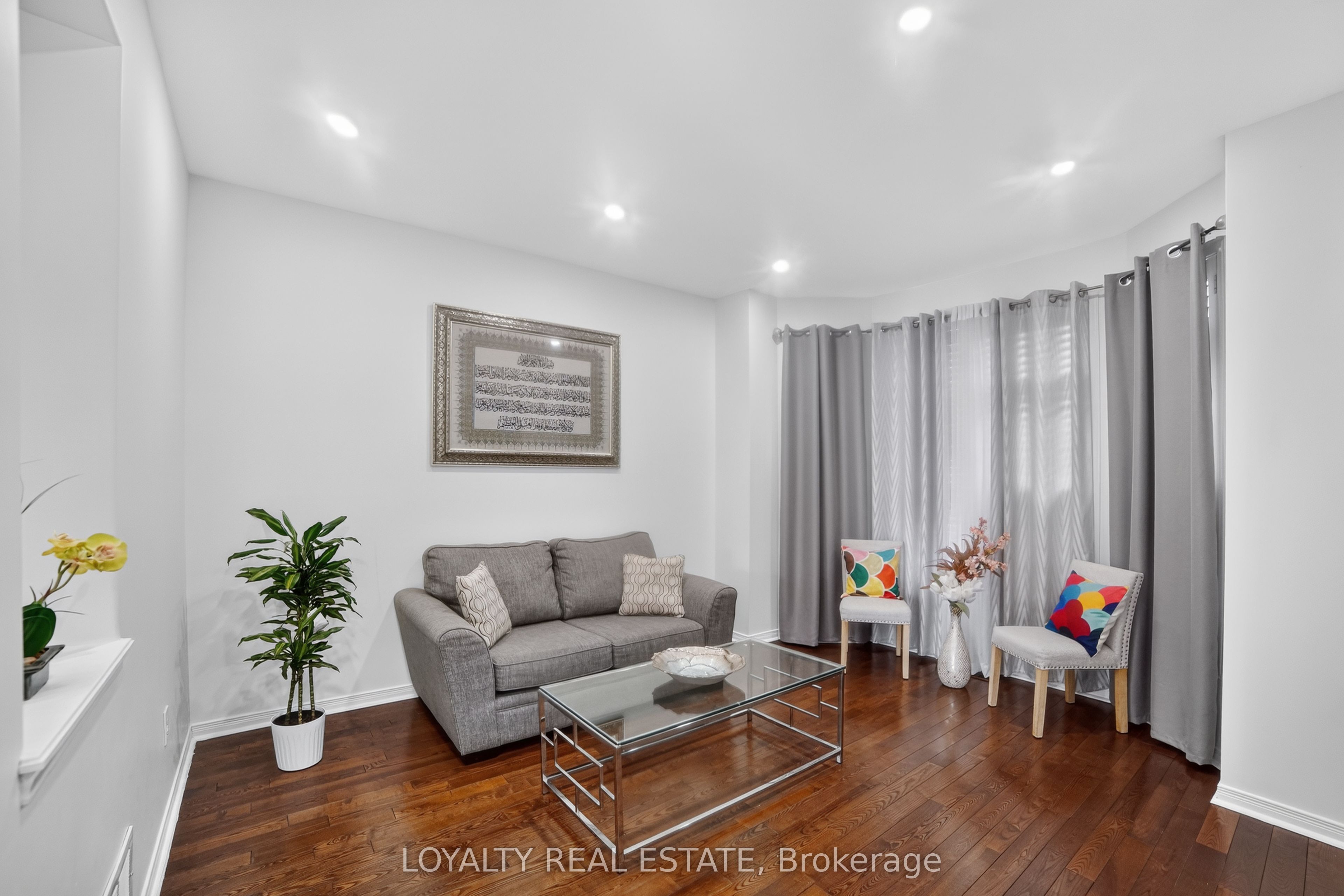 5 Southam Street