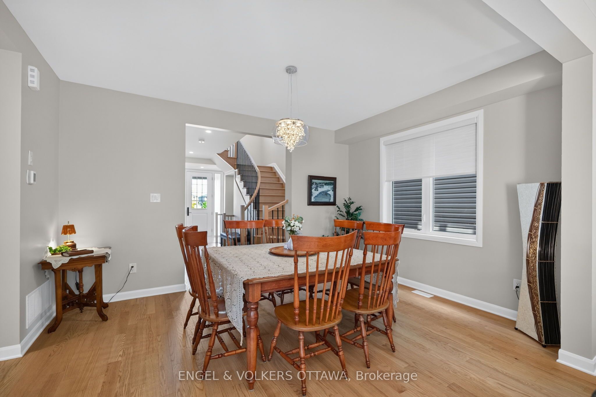 537 Anchor Circle