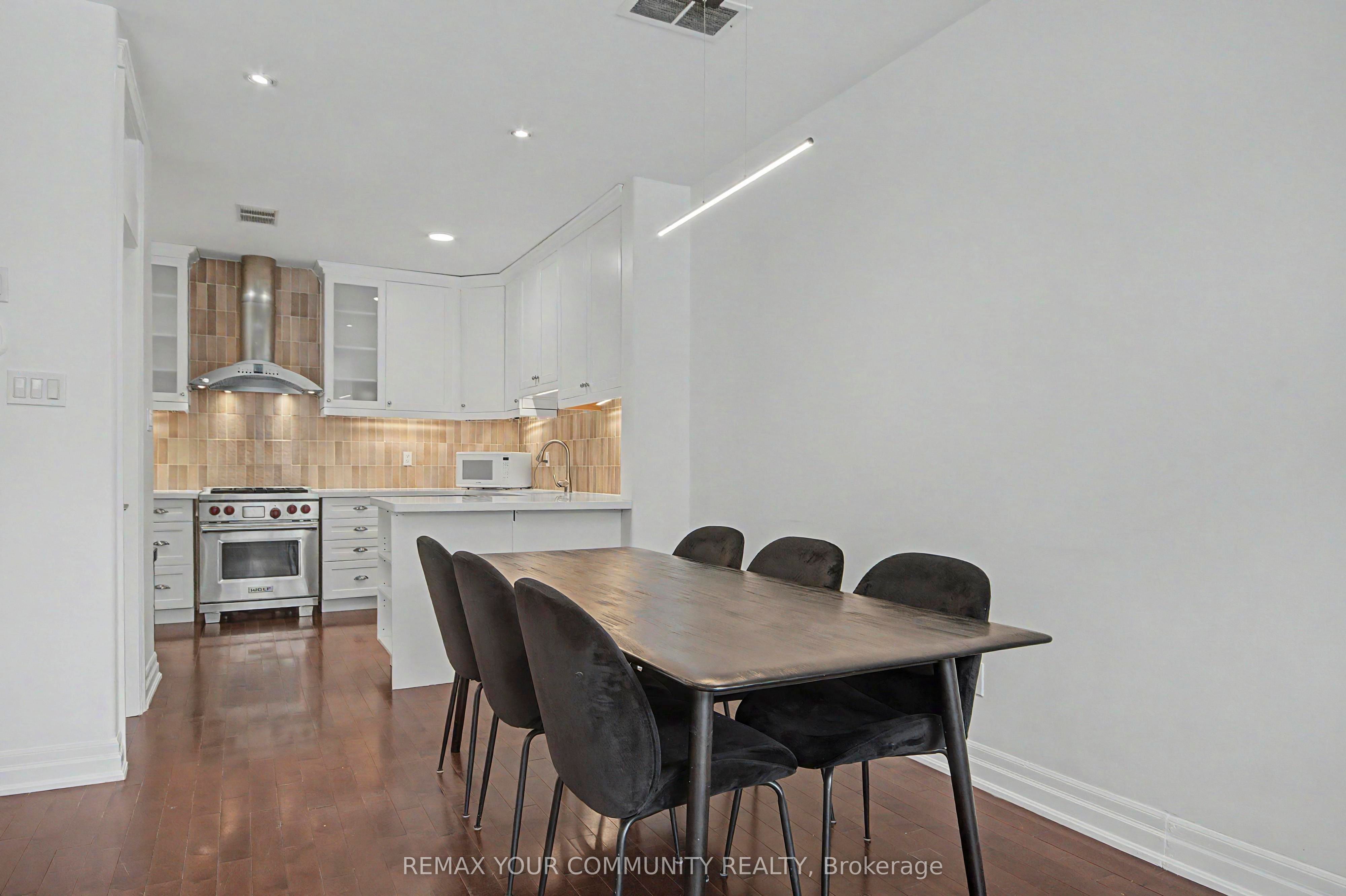 1079 Broadview Avenue