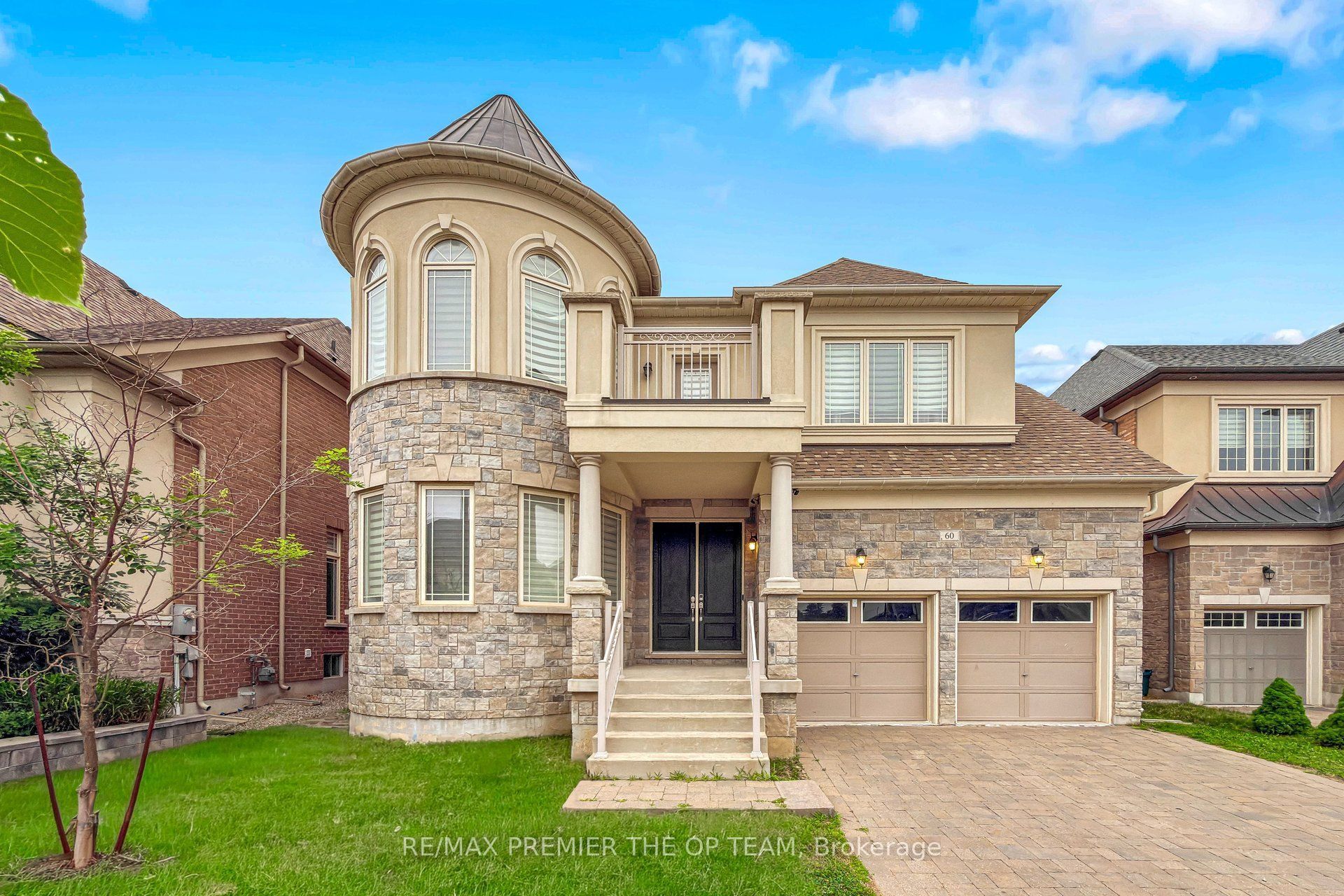 60 Chesney Crescent