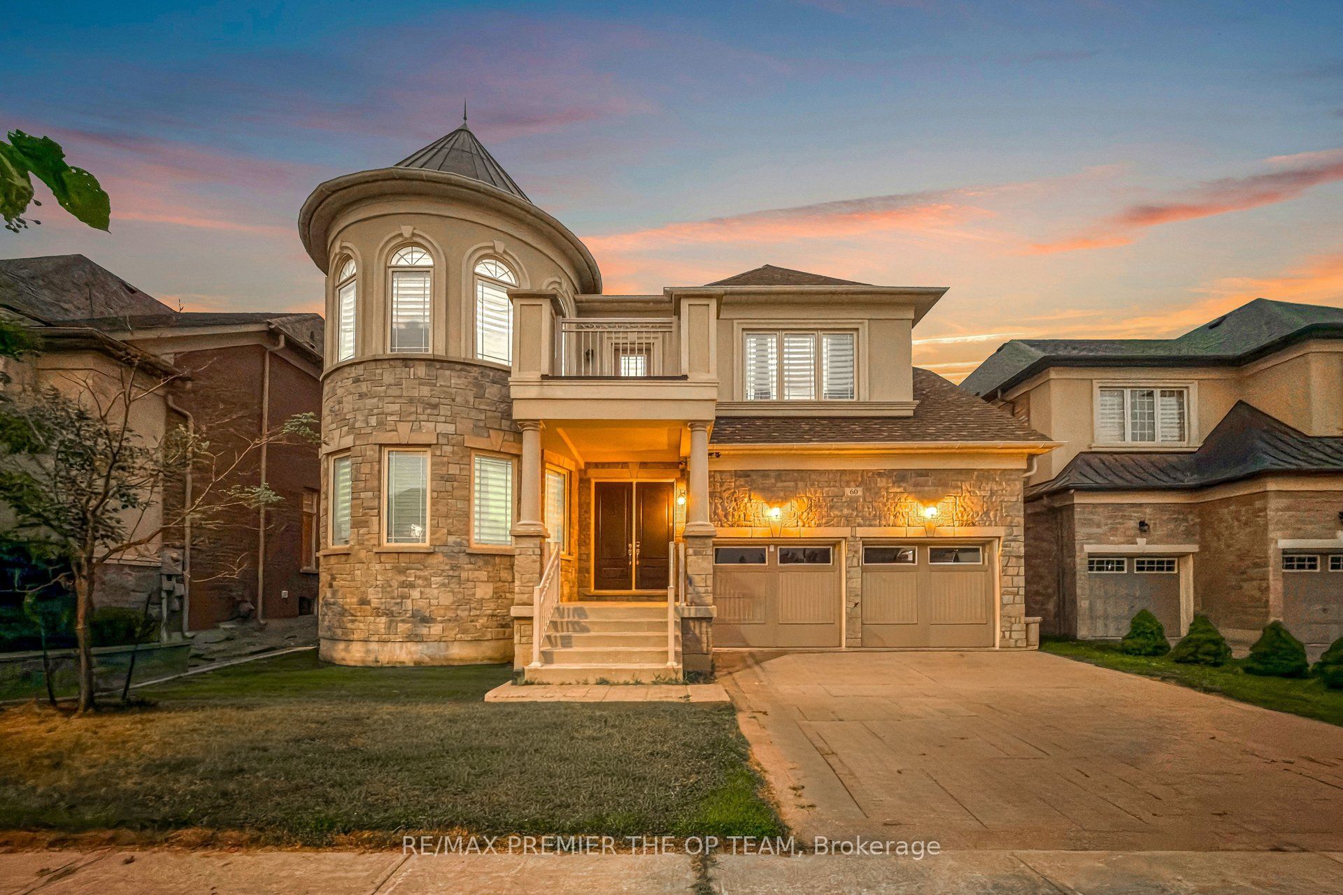 60 Chesney Crescent