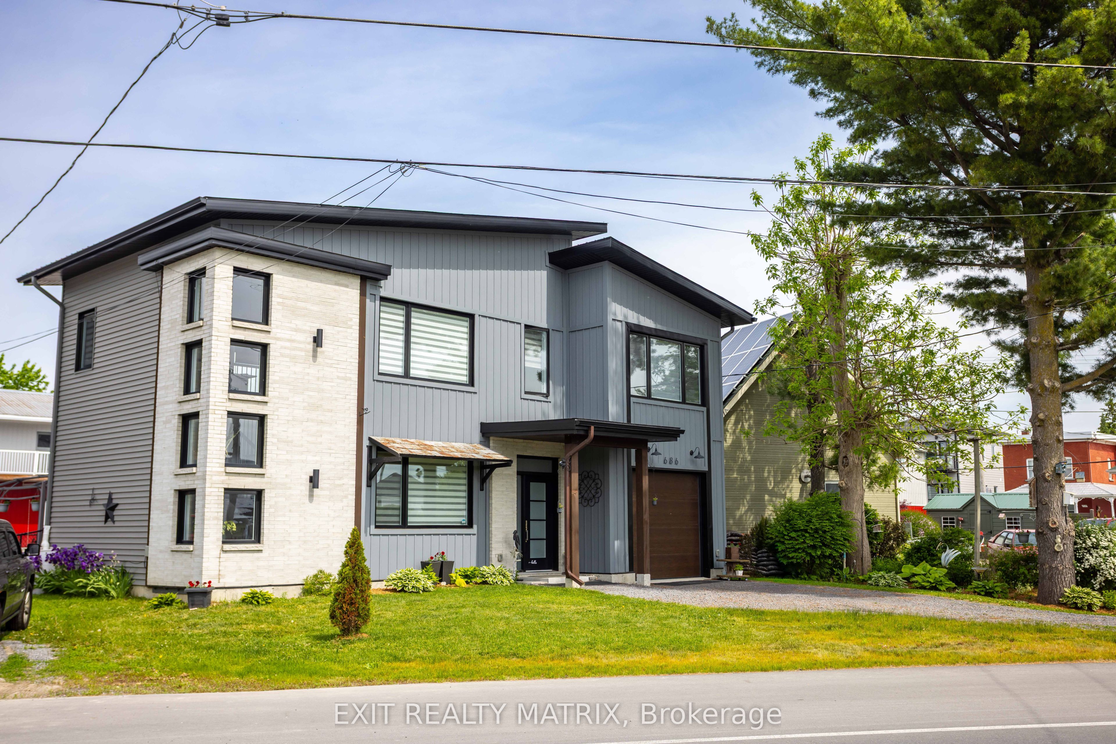686 ST ISIDORE Road