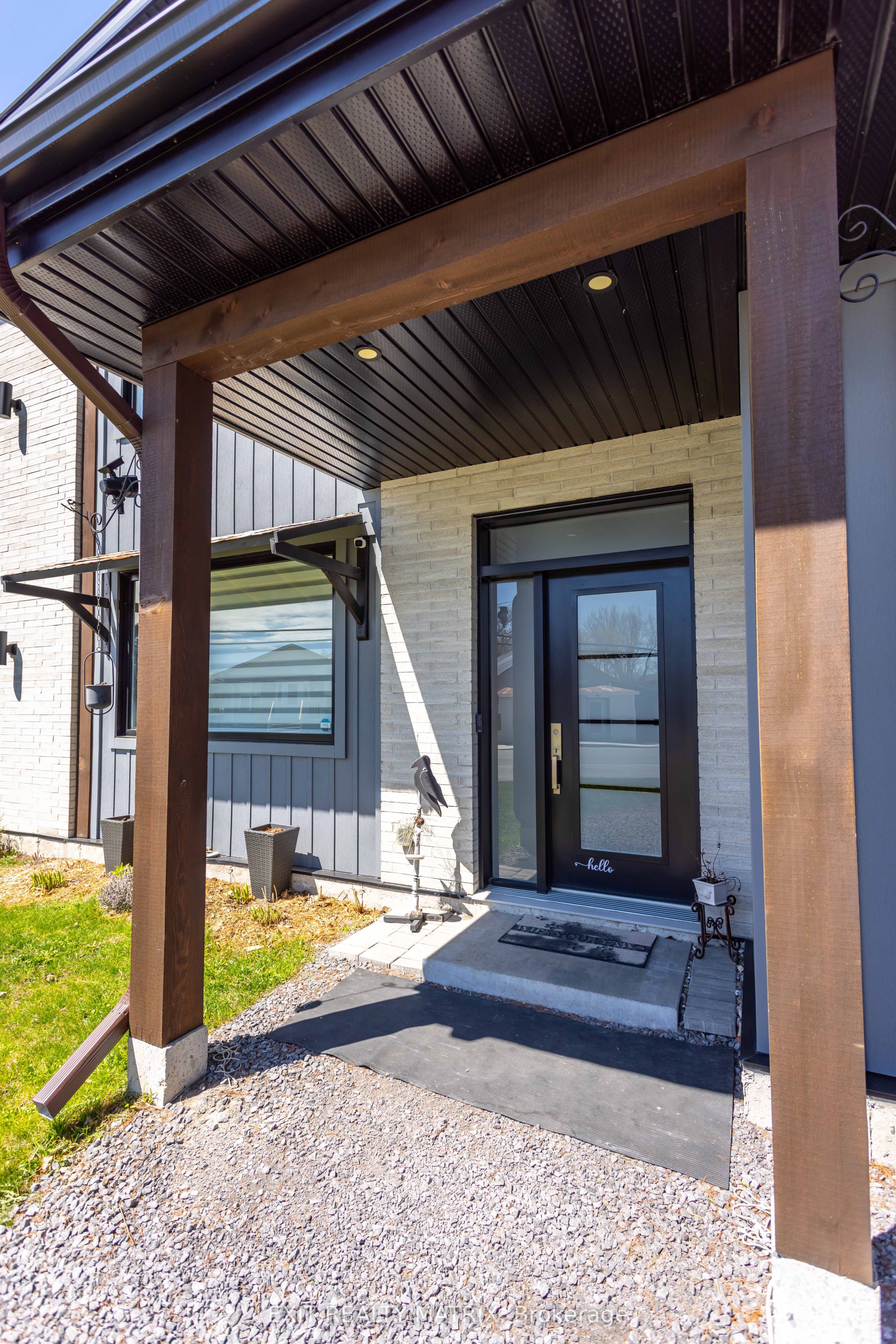 686 ST ISIDORE Road