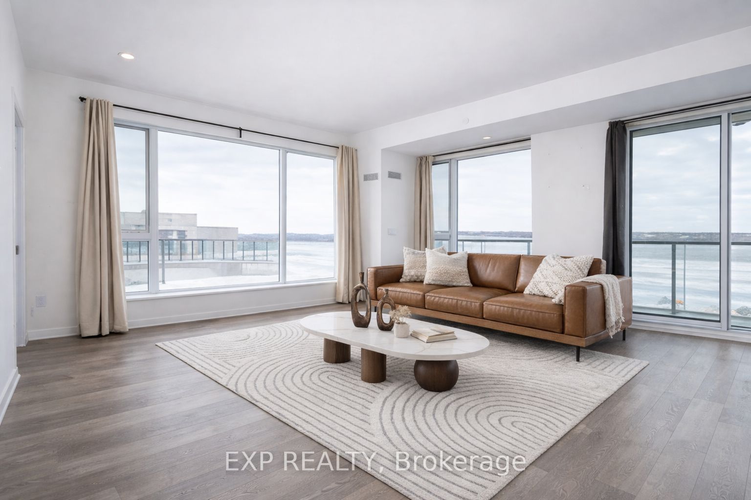 2 David Eyer Road 525