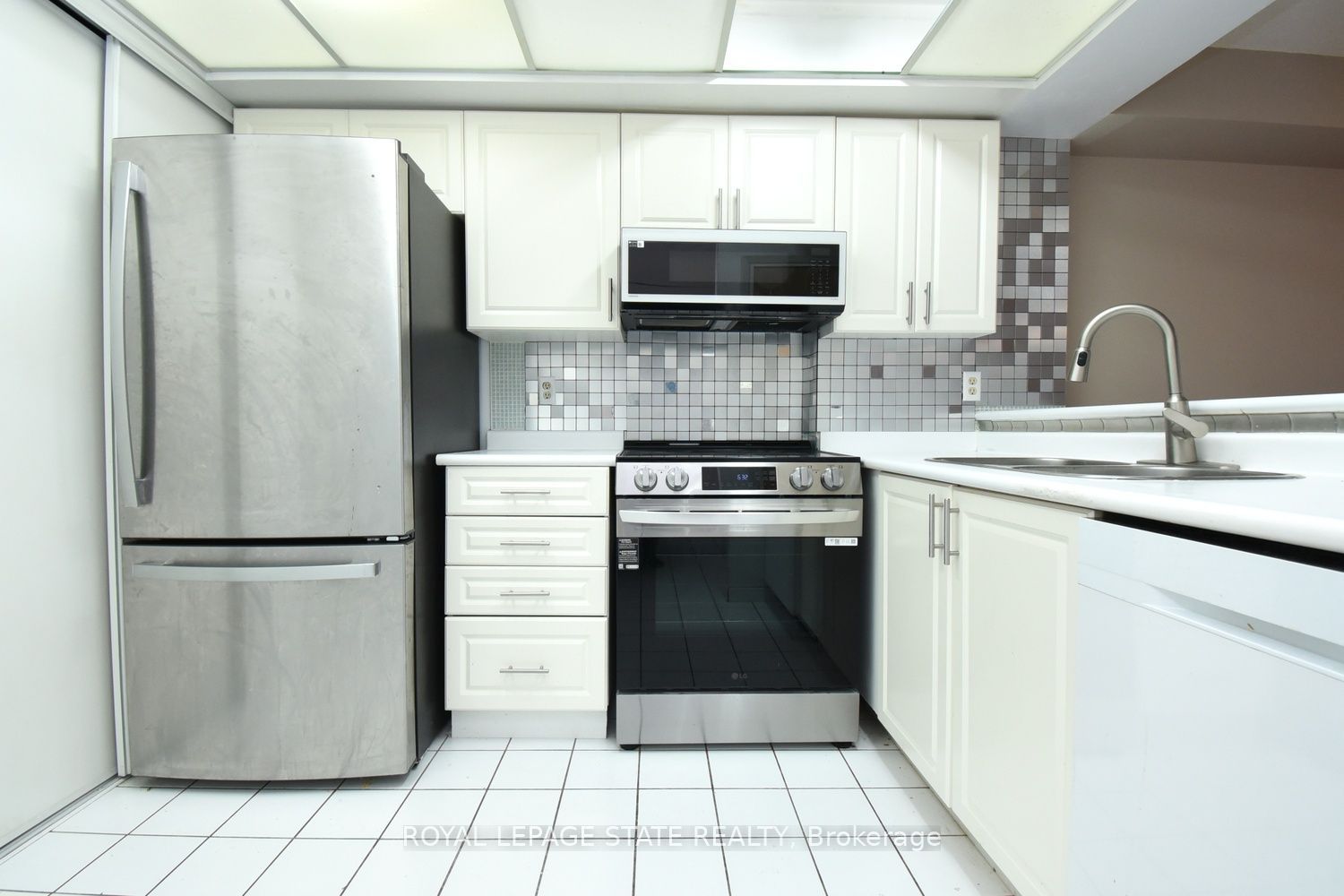 175 Cedar Avenue 215