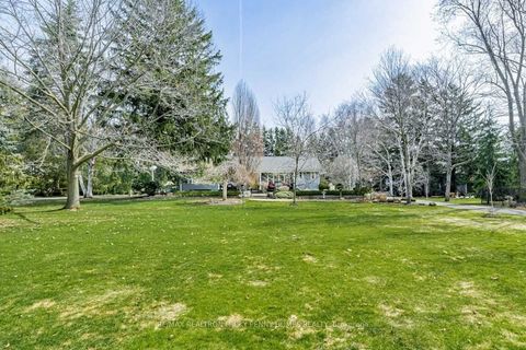 9 Orchard Street Markham ON L3P 2S9