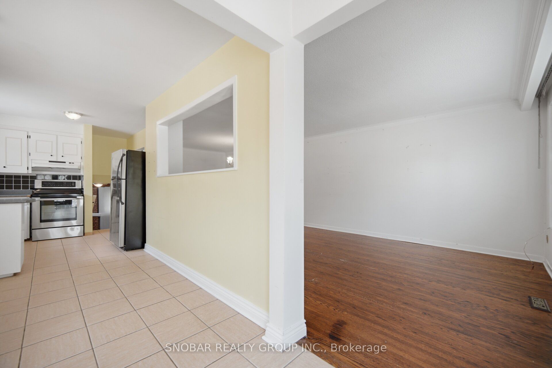 1228 Shamir Crescent