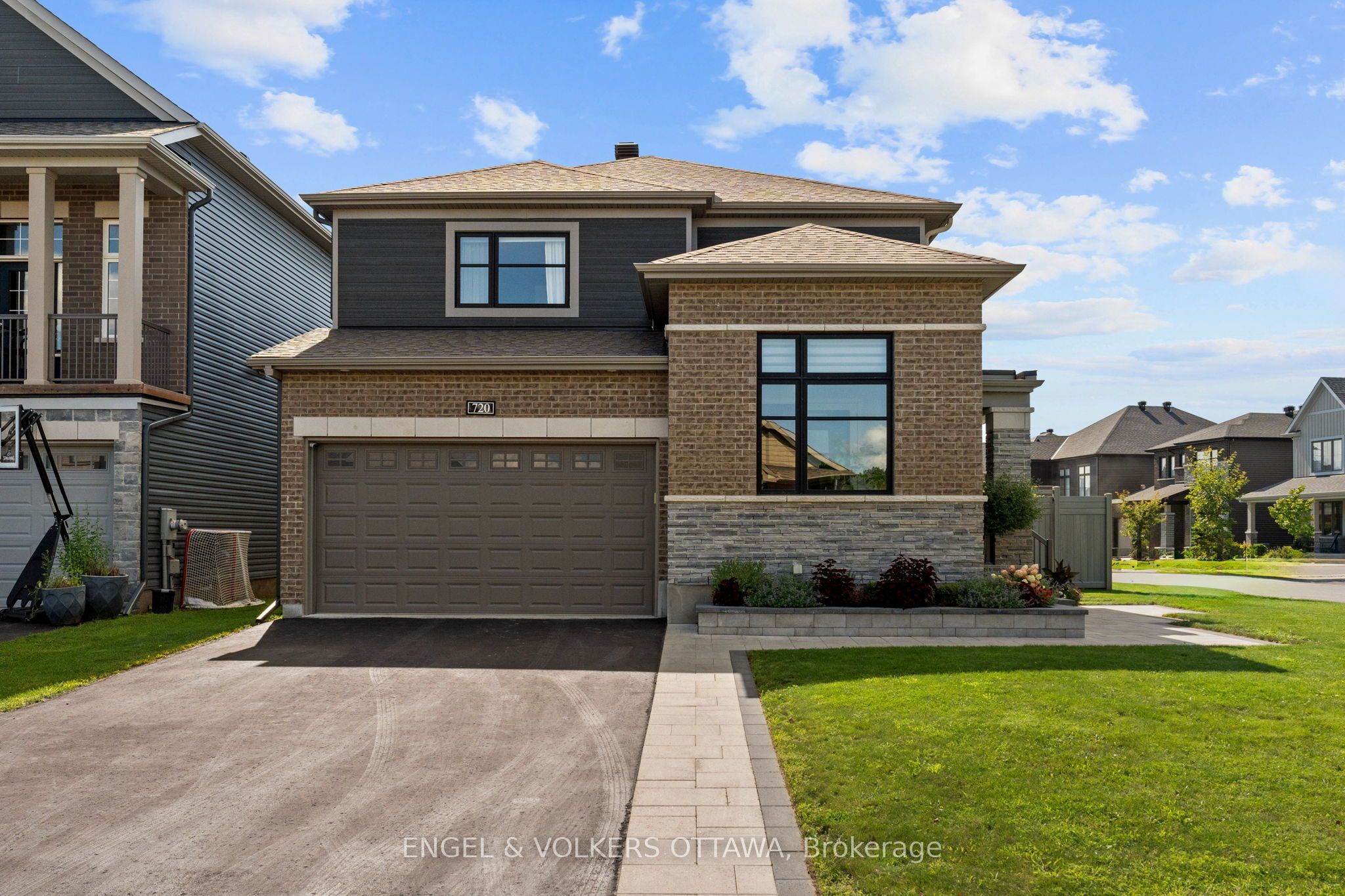 720 Coast Circle