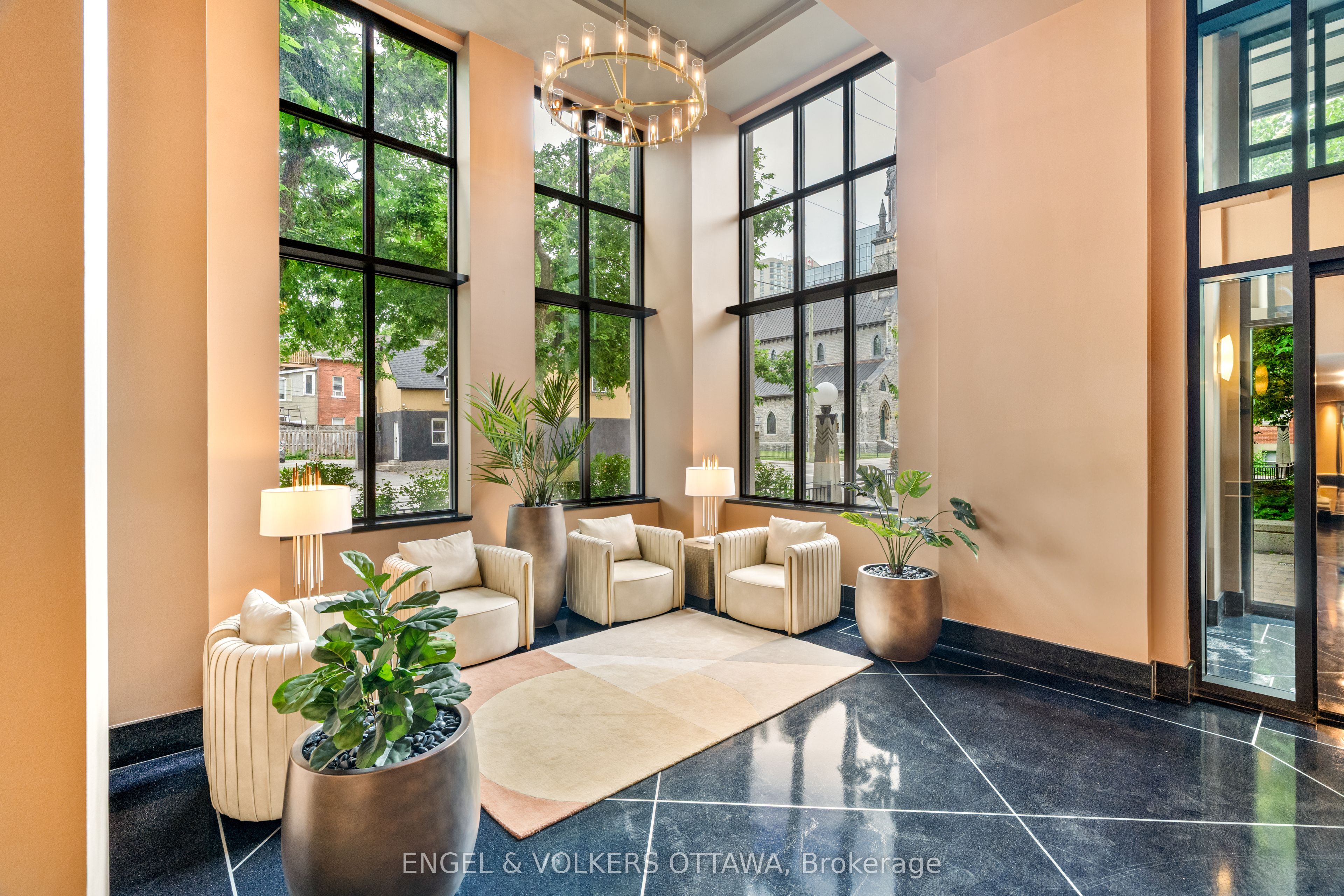 245 Kent Street 1009