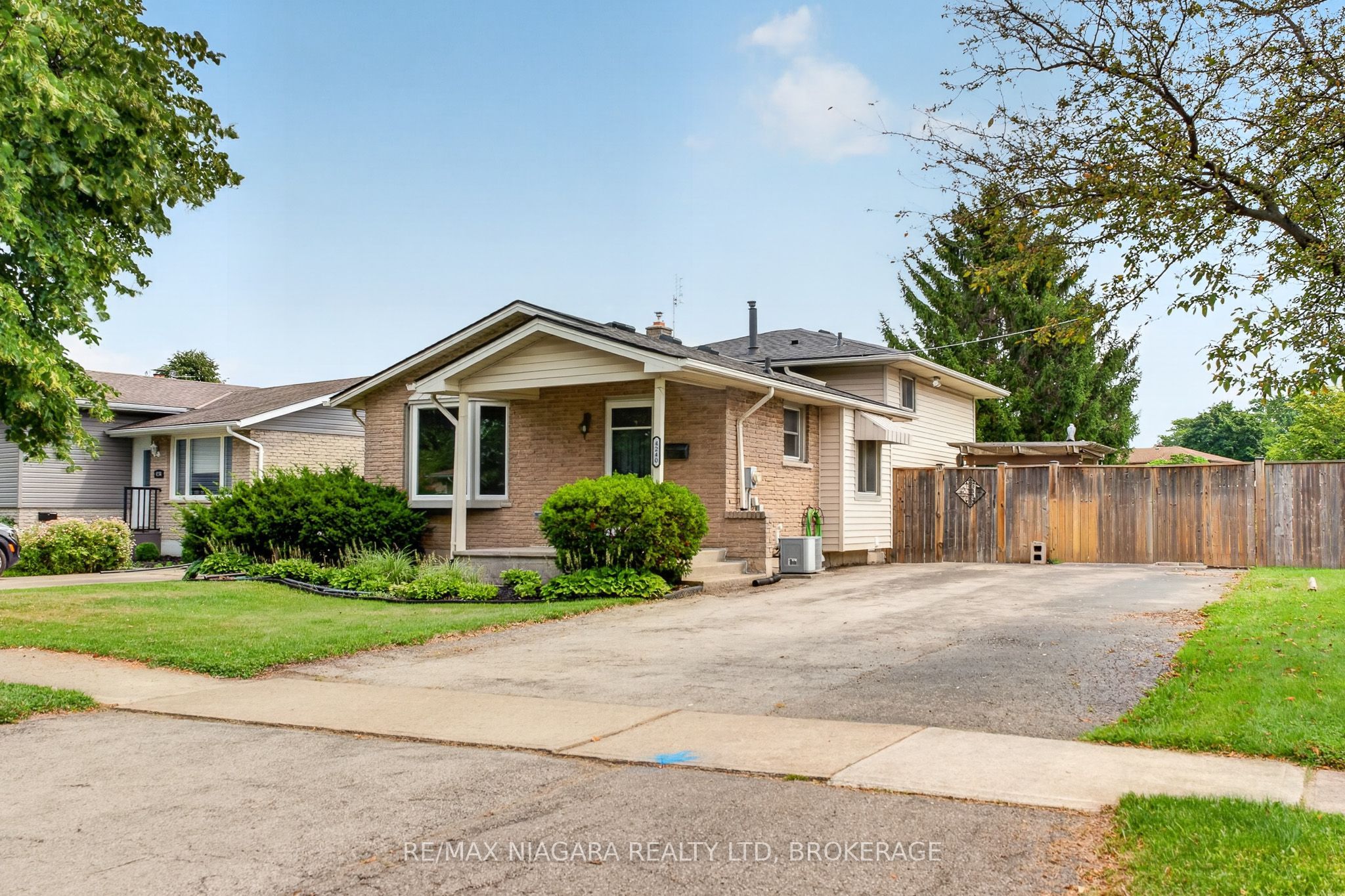 4240 Brookdale Drive