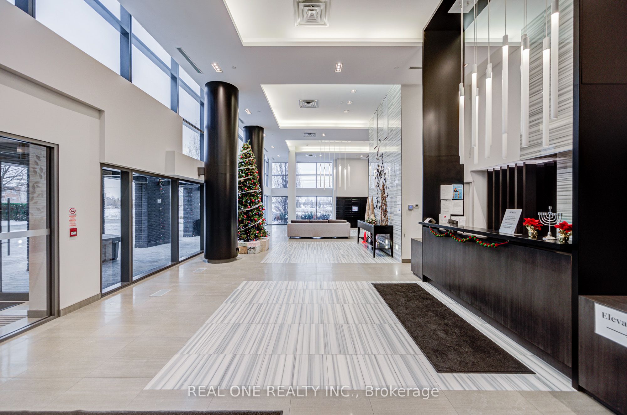 55 Oneida Crescent LPH08