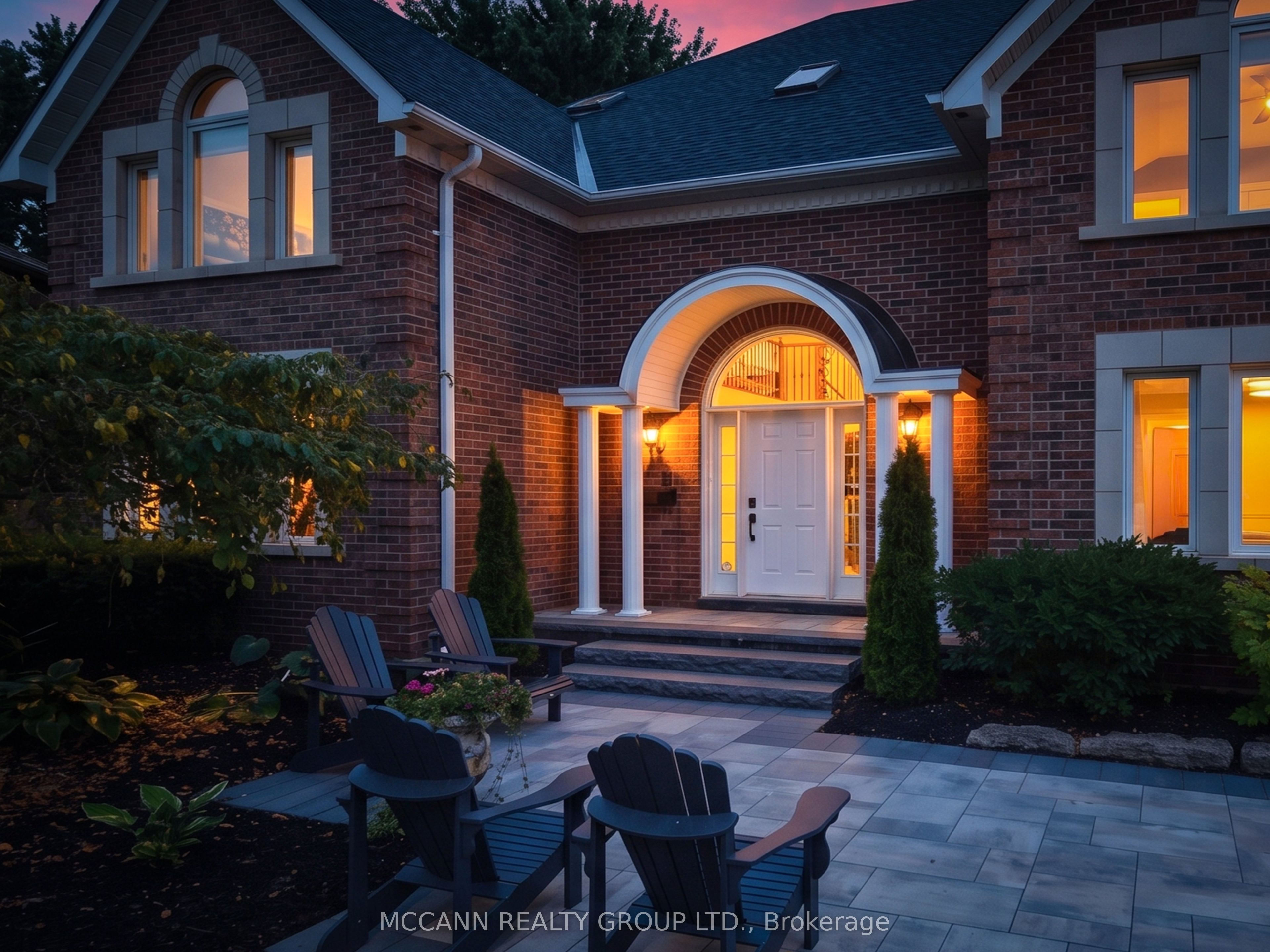 89 Blackcreek Trail