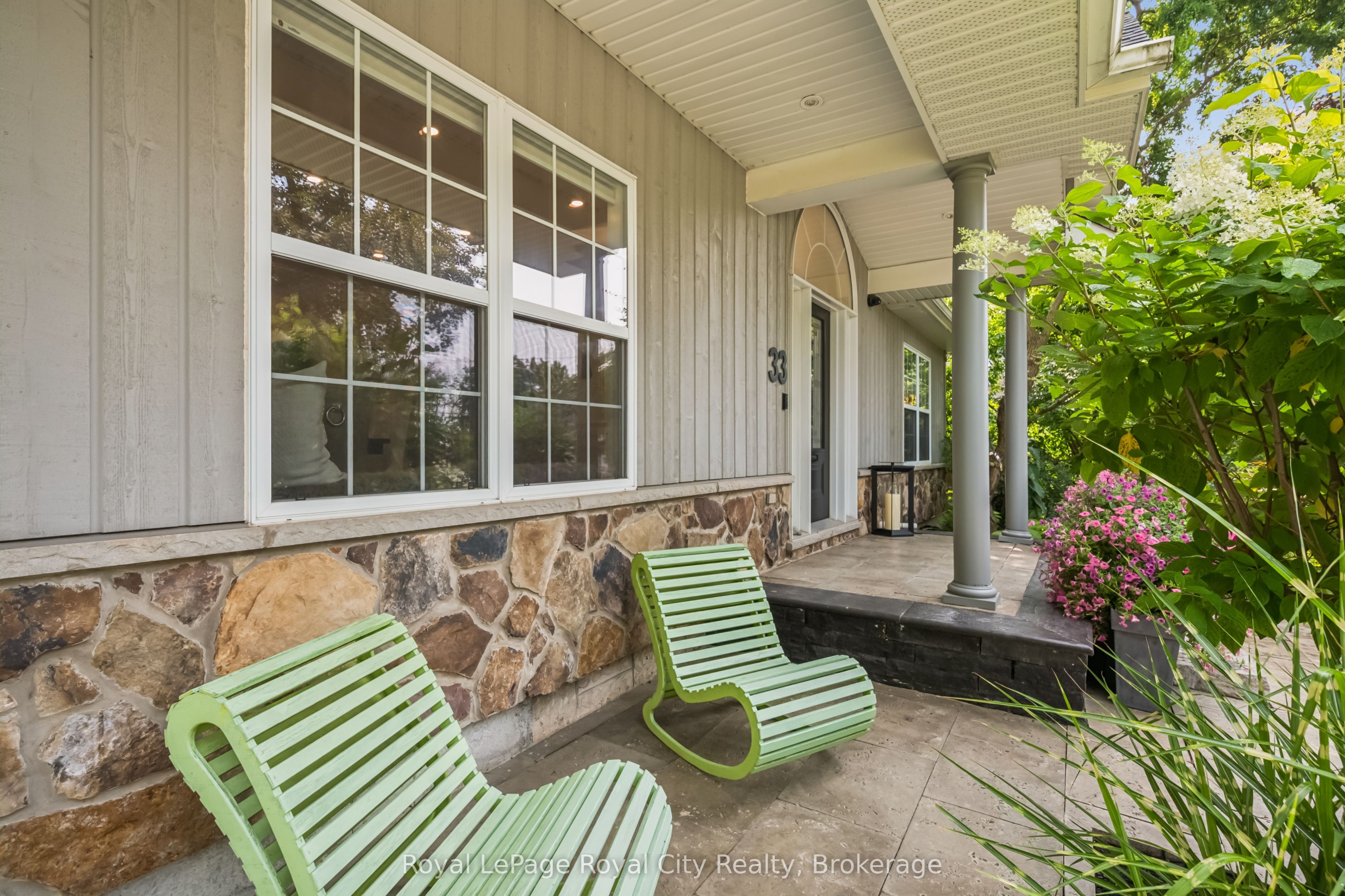 33 Edgehill Drive