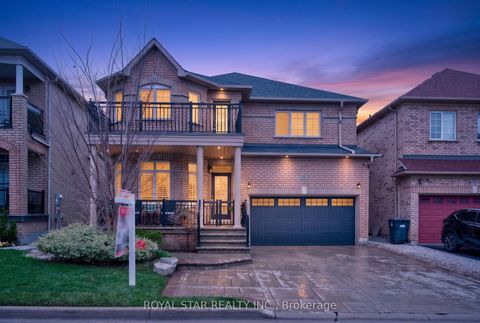 3841 Edgecliffe Run Mississauga ON L5M 6N6