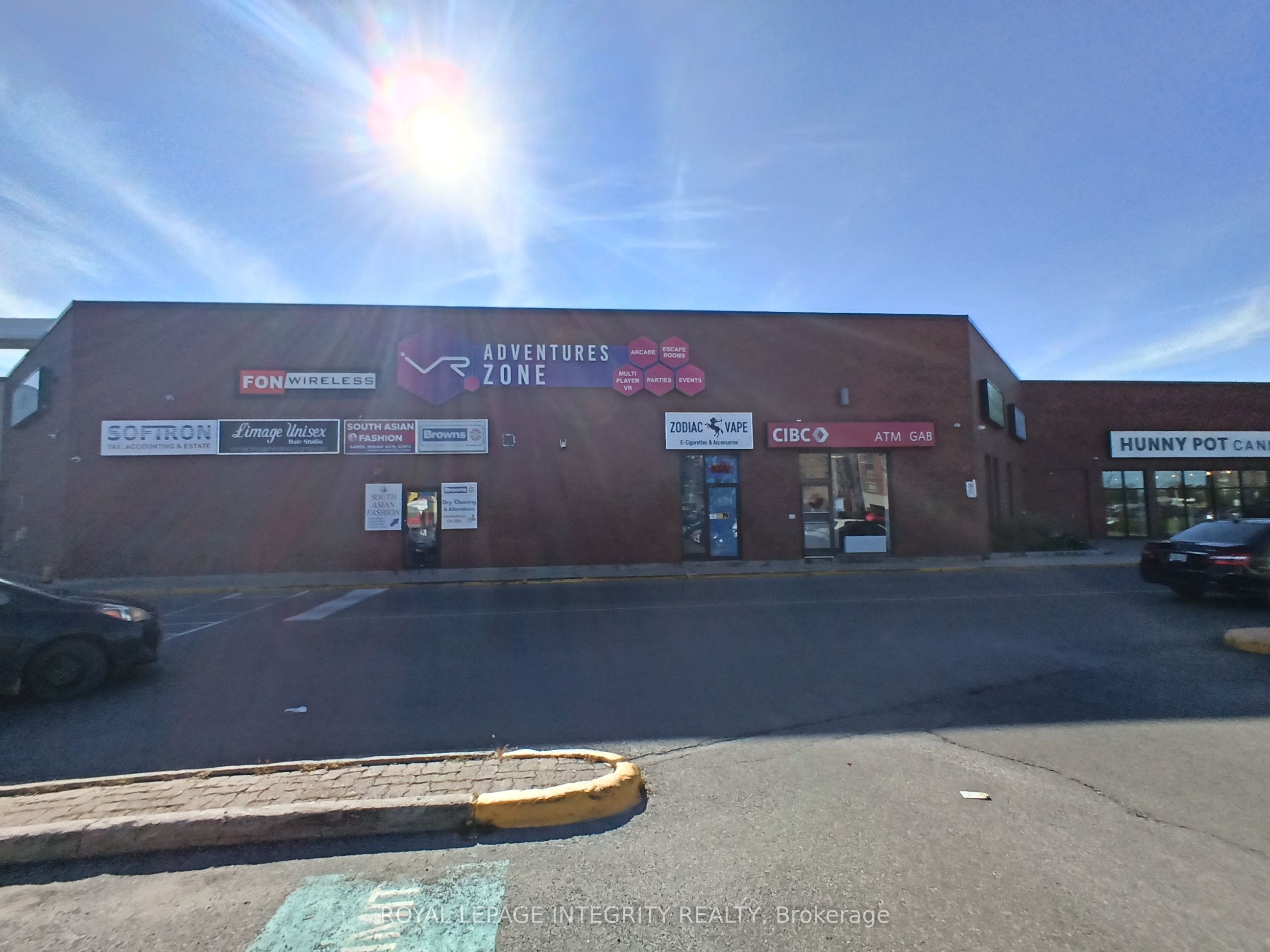 1642 Merivale Road A01010A