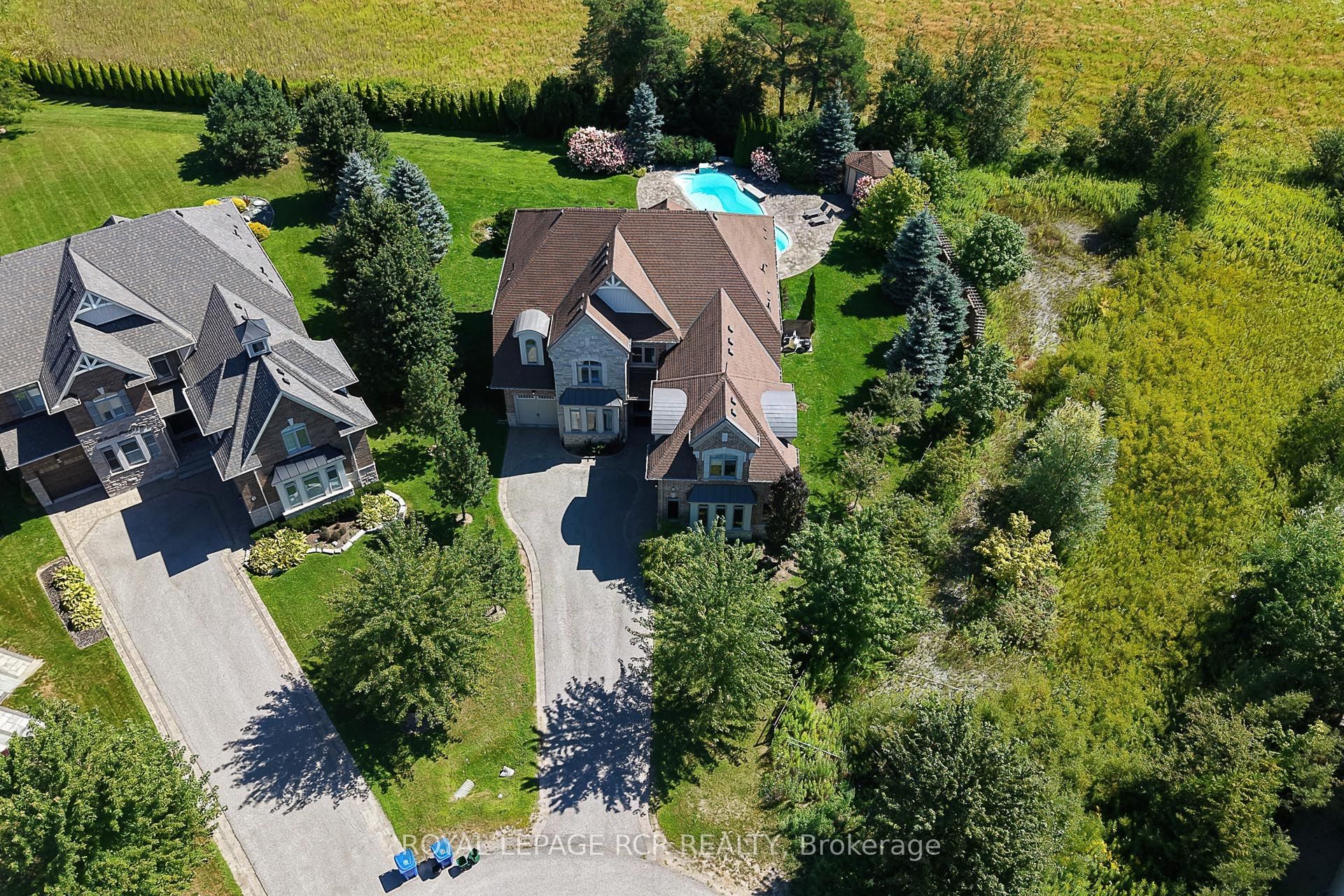 35 Somer Rumm Court
