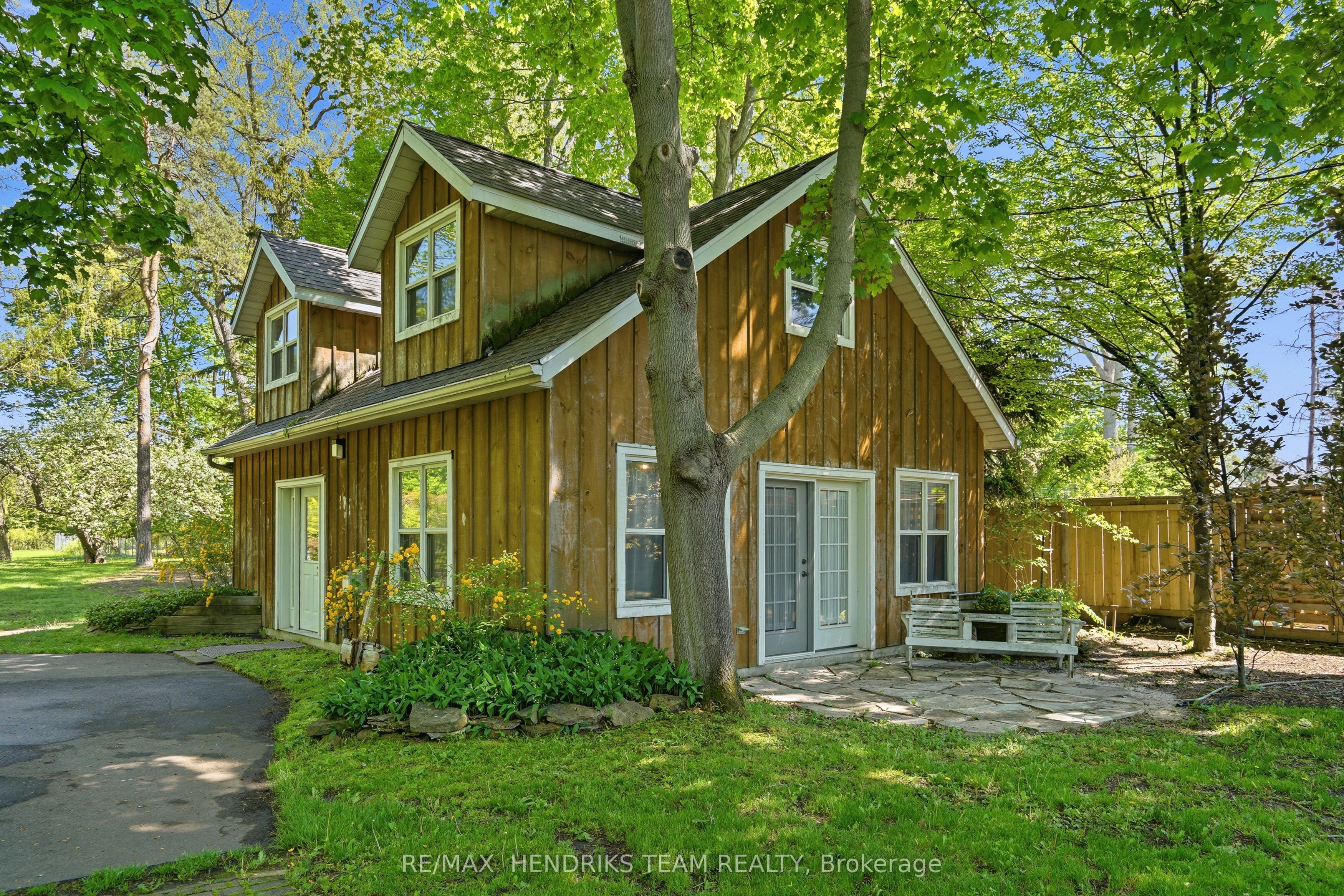 2497 Windmill Point Lane E