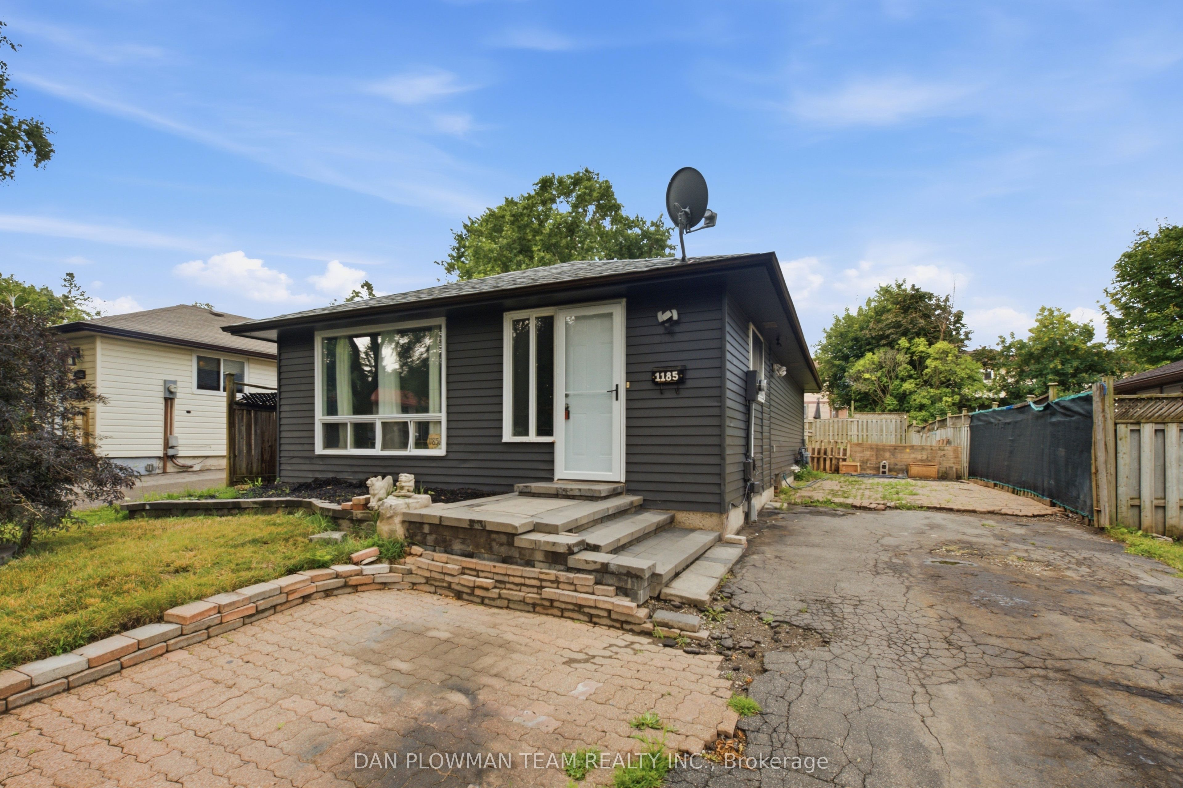 1185 Norman Court