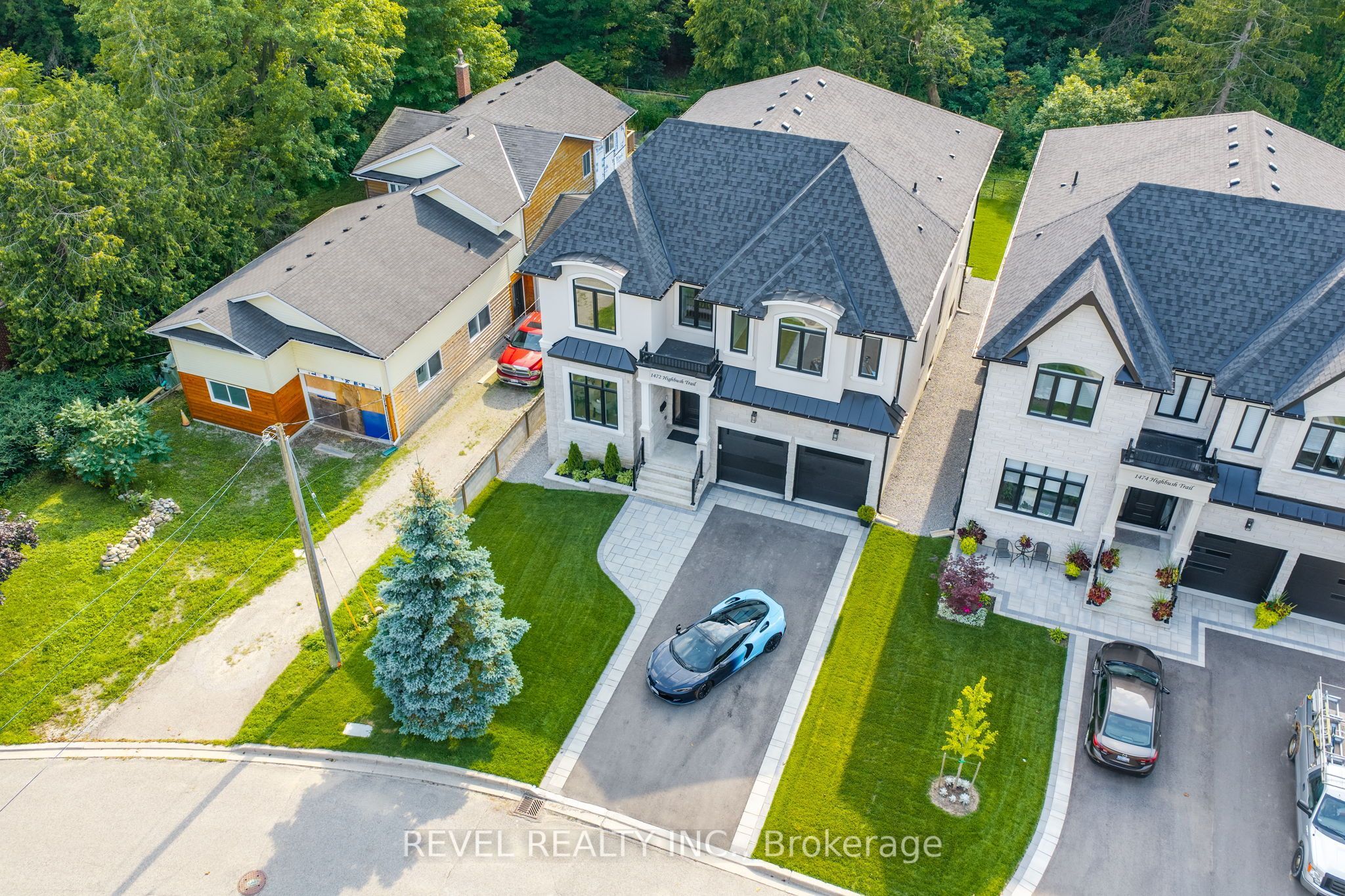 1472 Highbush Trail