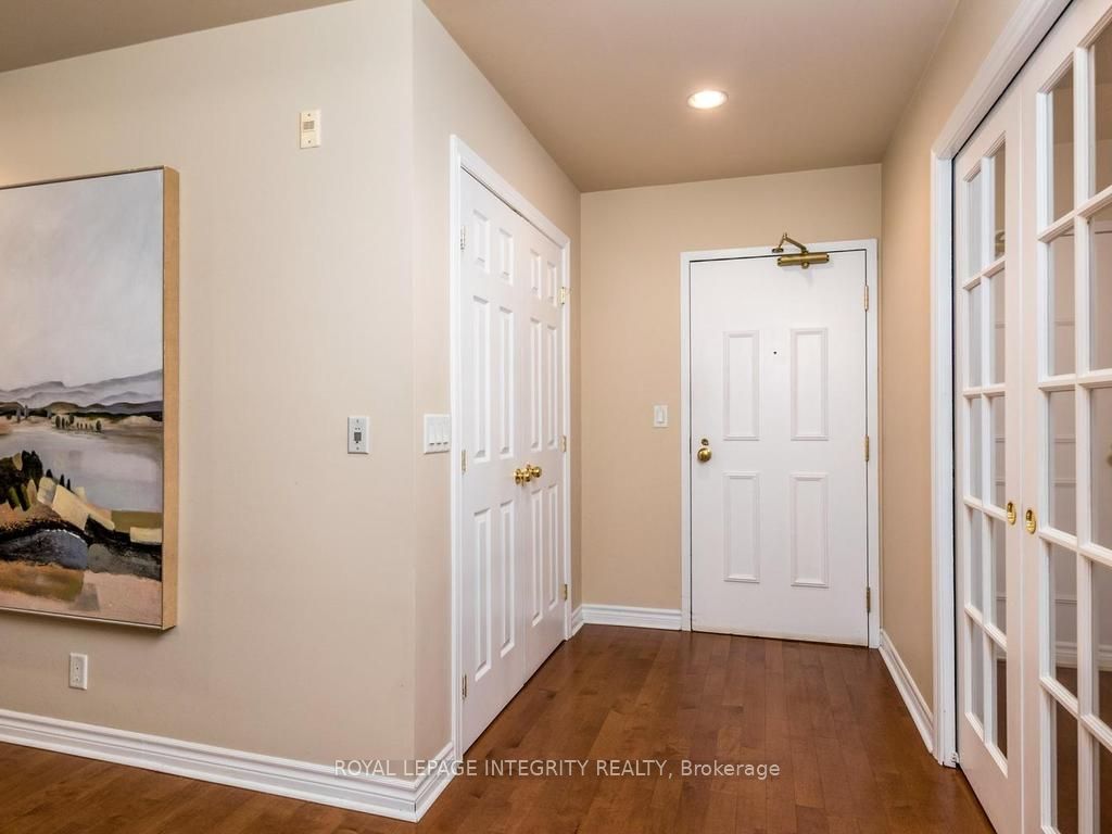 136 Darlington Private