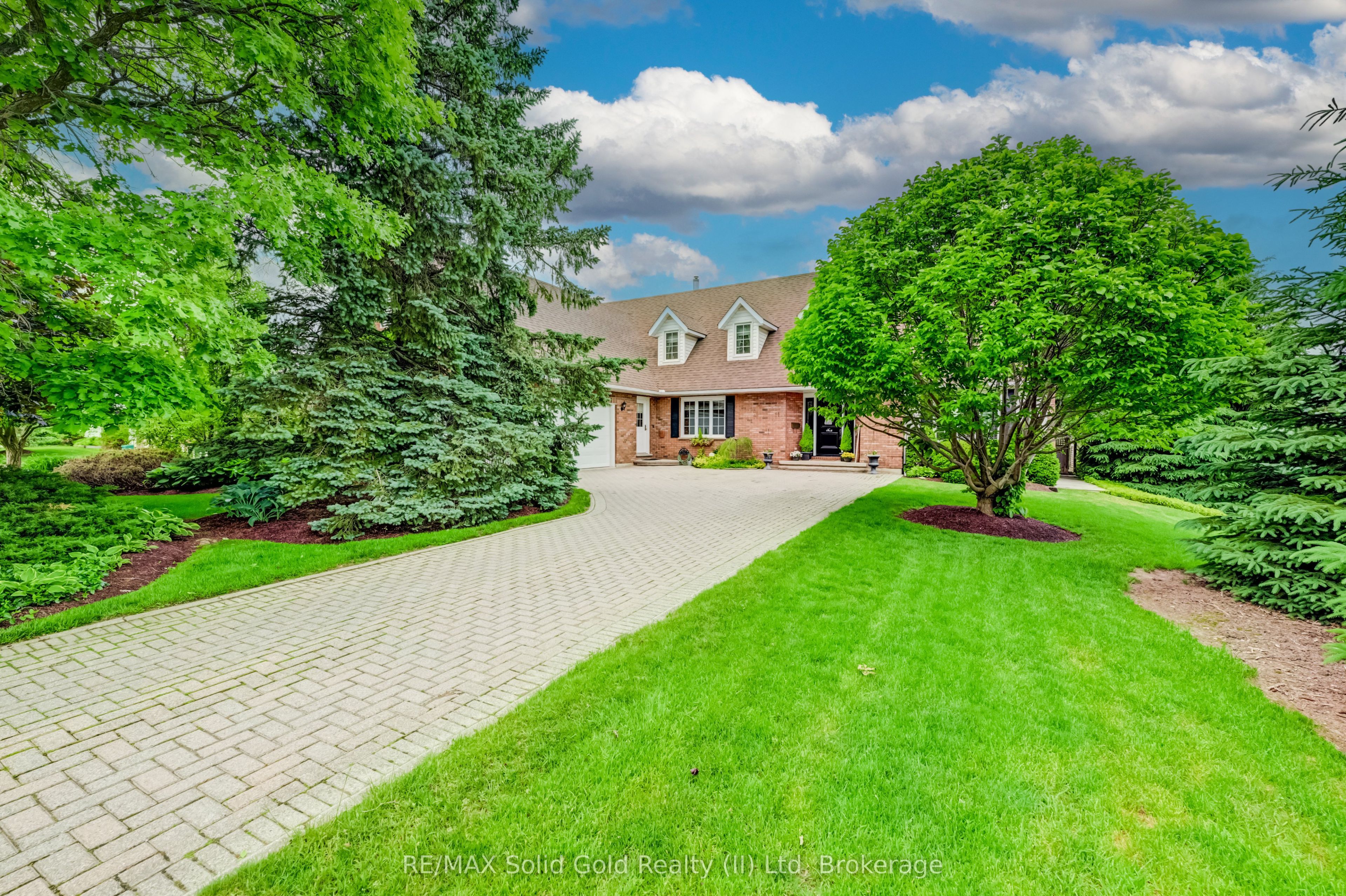 11 Lorraine Drive