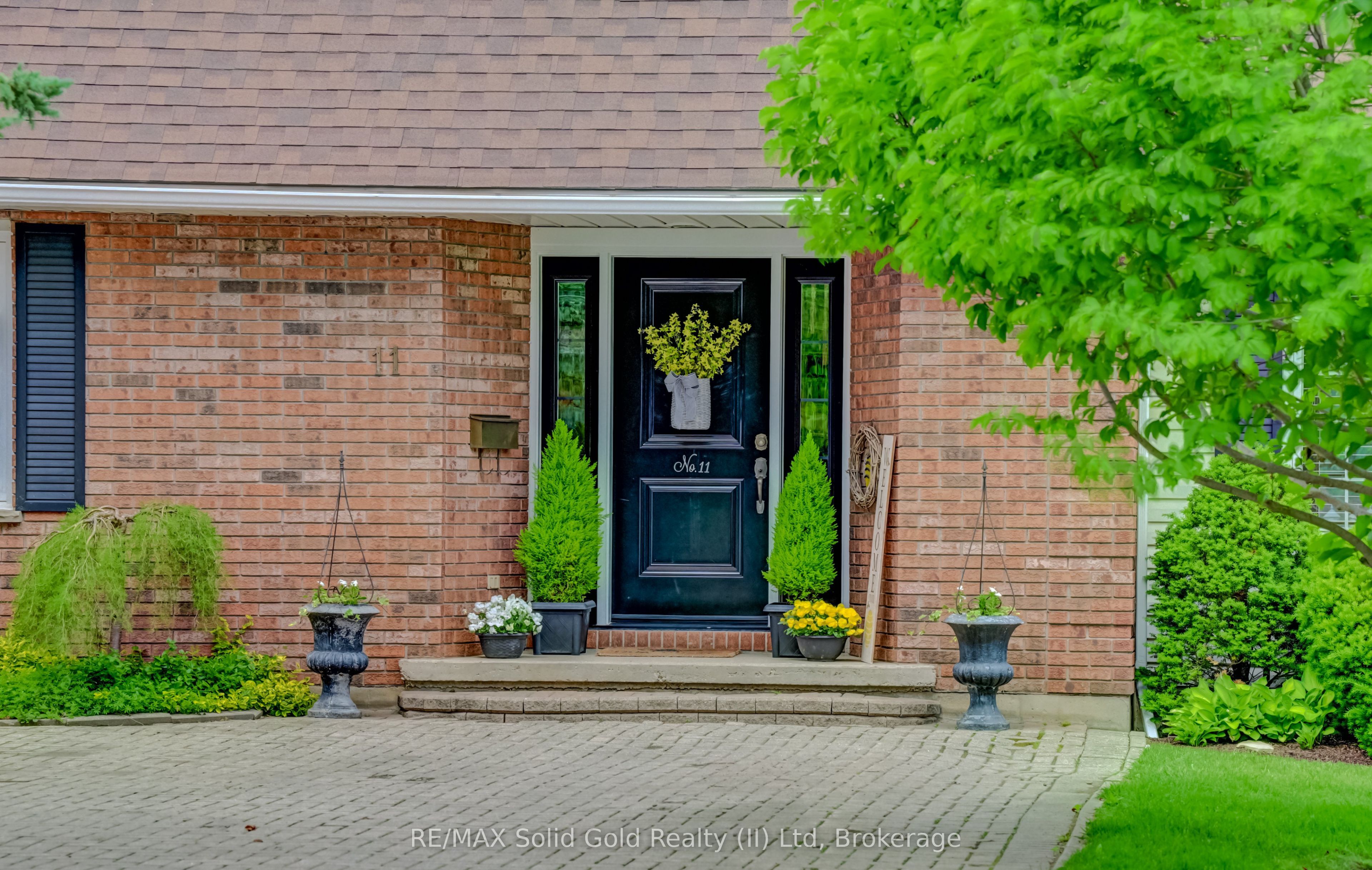 11 Lorraine Drive