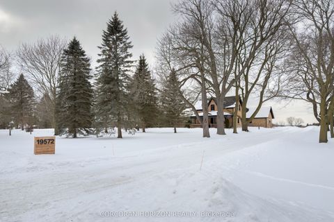 19572 Centre Street East Gwillimbury ON L0G 1M0