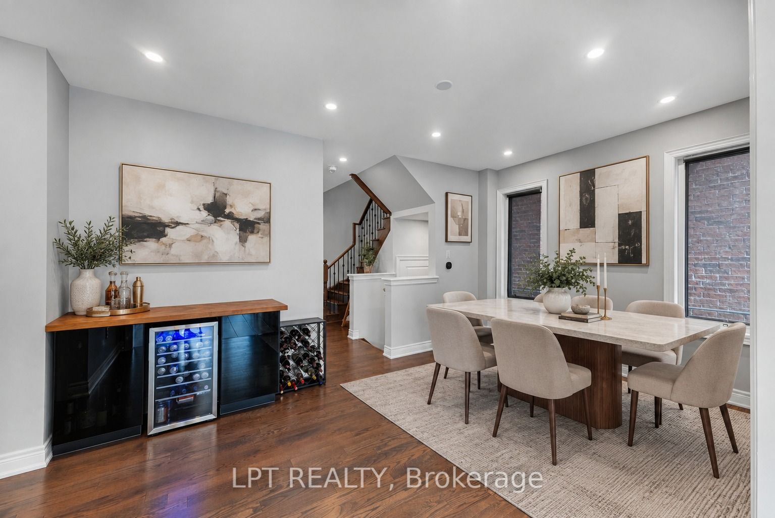 33 Mondial Crescent