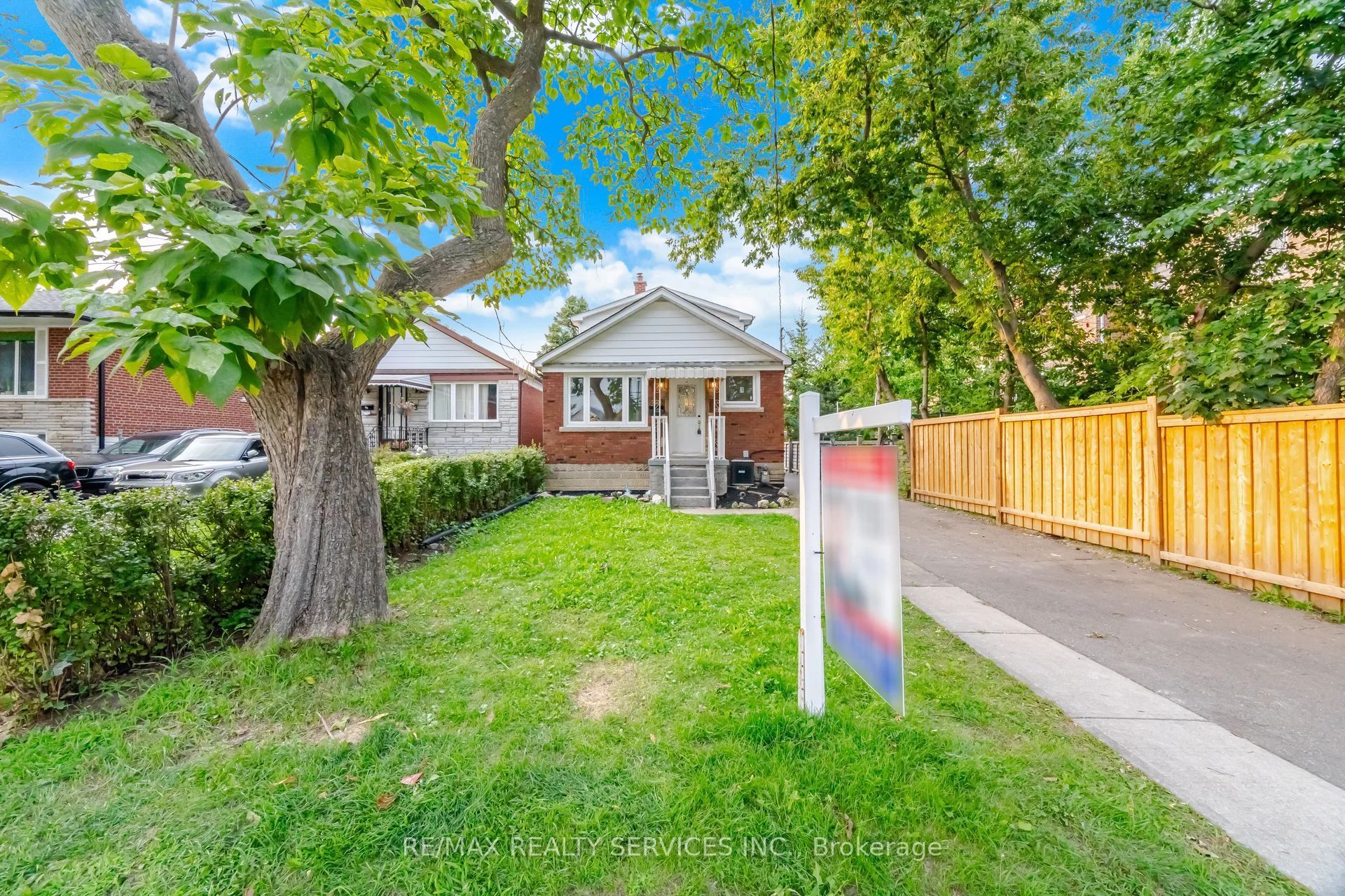 30 Elder Avenue