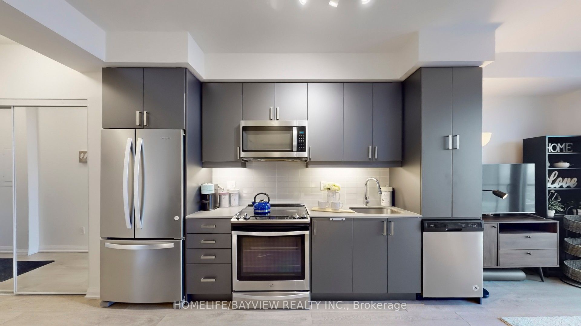 7895 Jane Street #2218