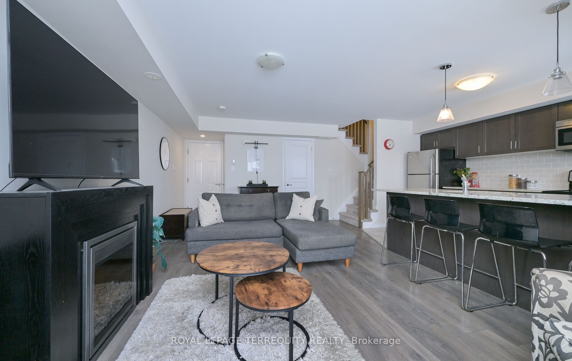 2441 Greenwich Drive 95