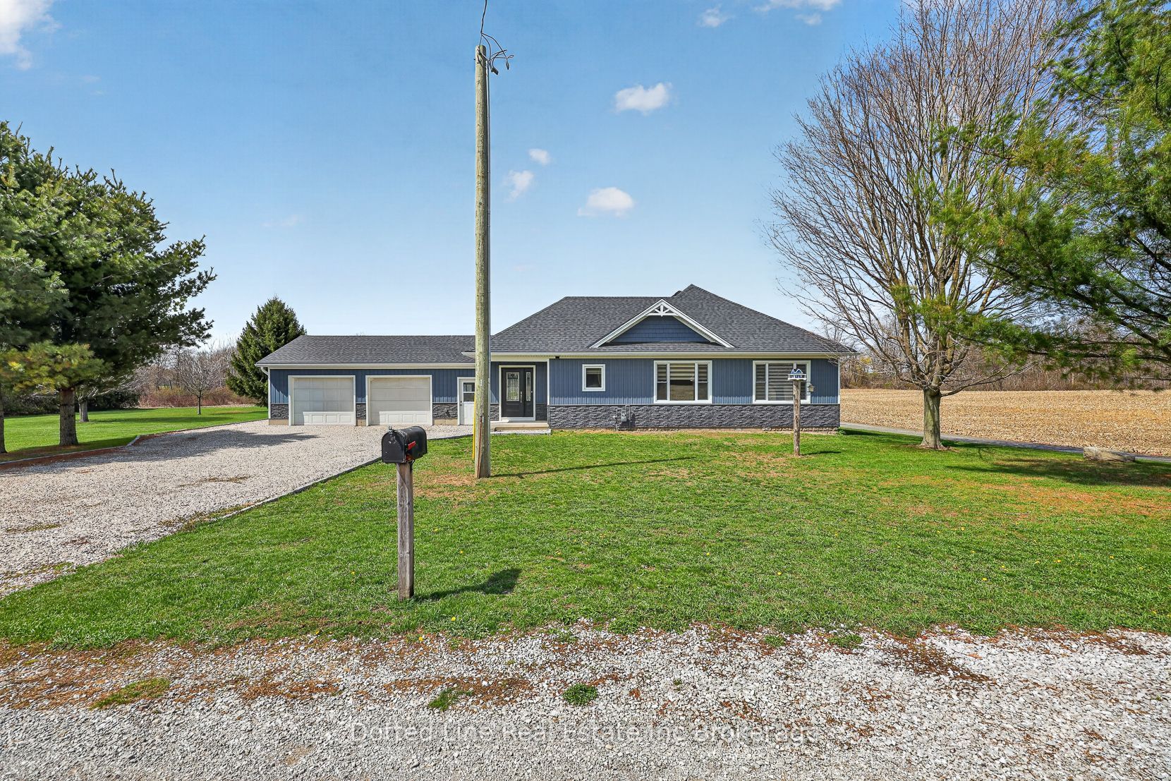 573 Norfolk County Rd 28 Road W