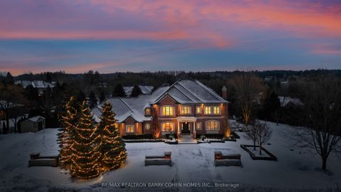 12 Sandy Ridge Court Whitchurch-Stouffville ON L4A 2L4