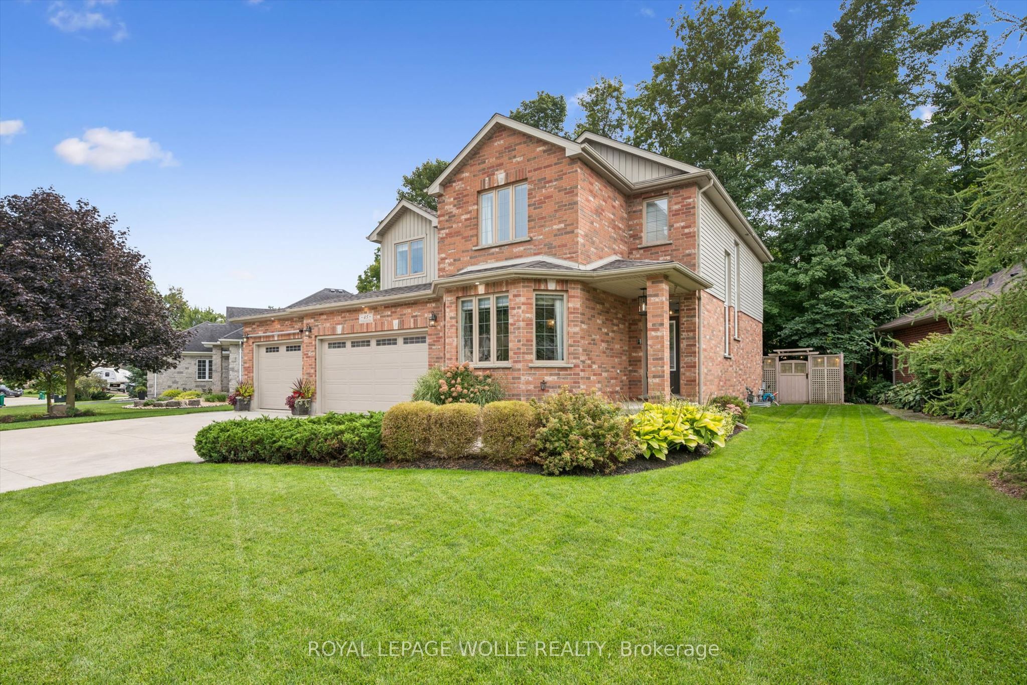 45 Welwood Avenue