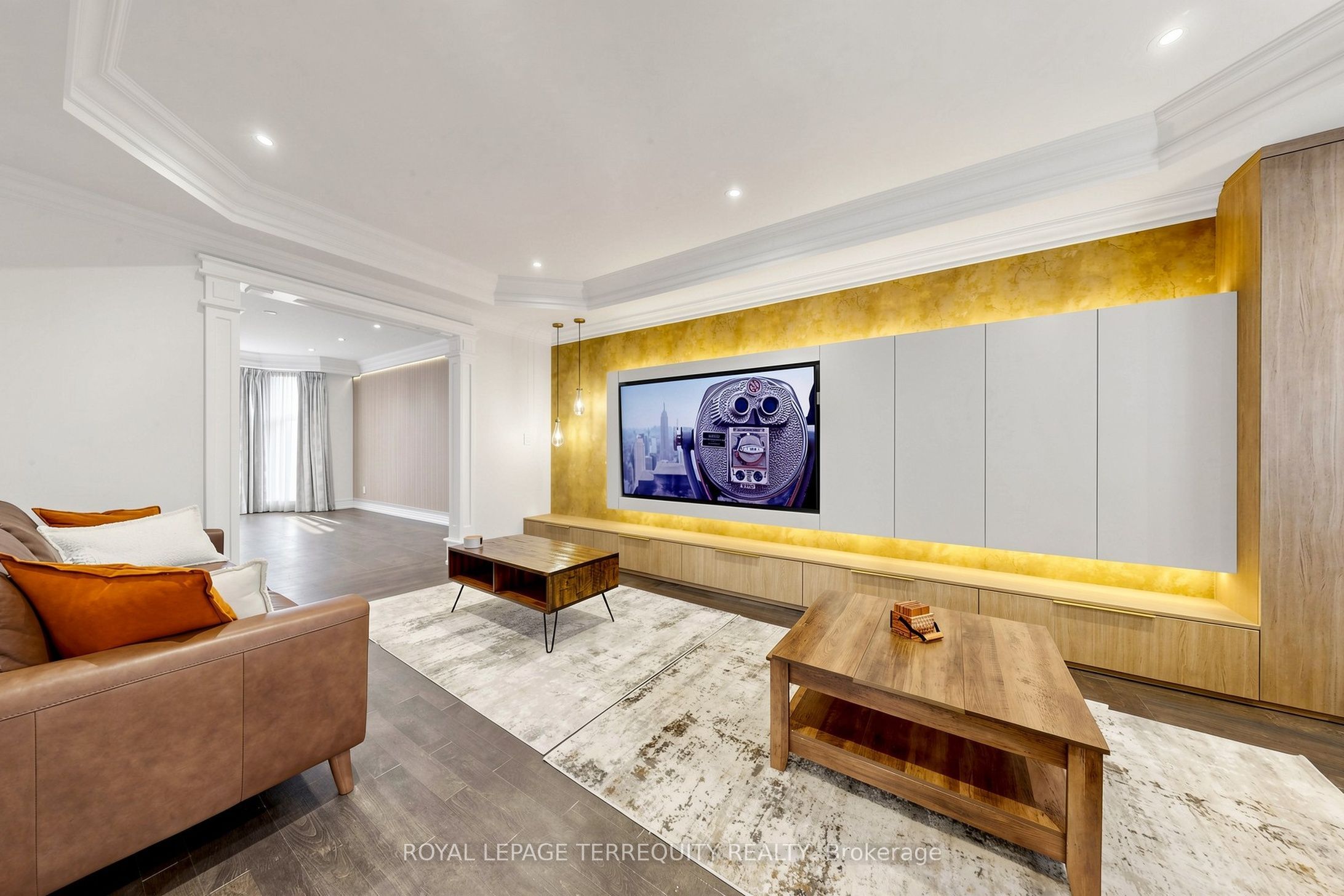 10 Roberson Drive