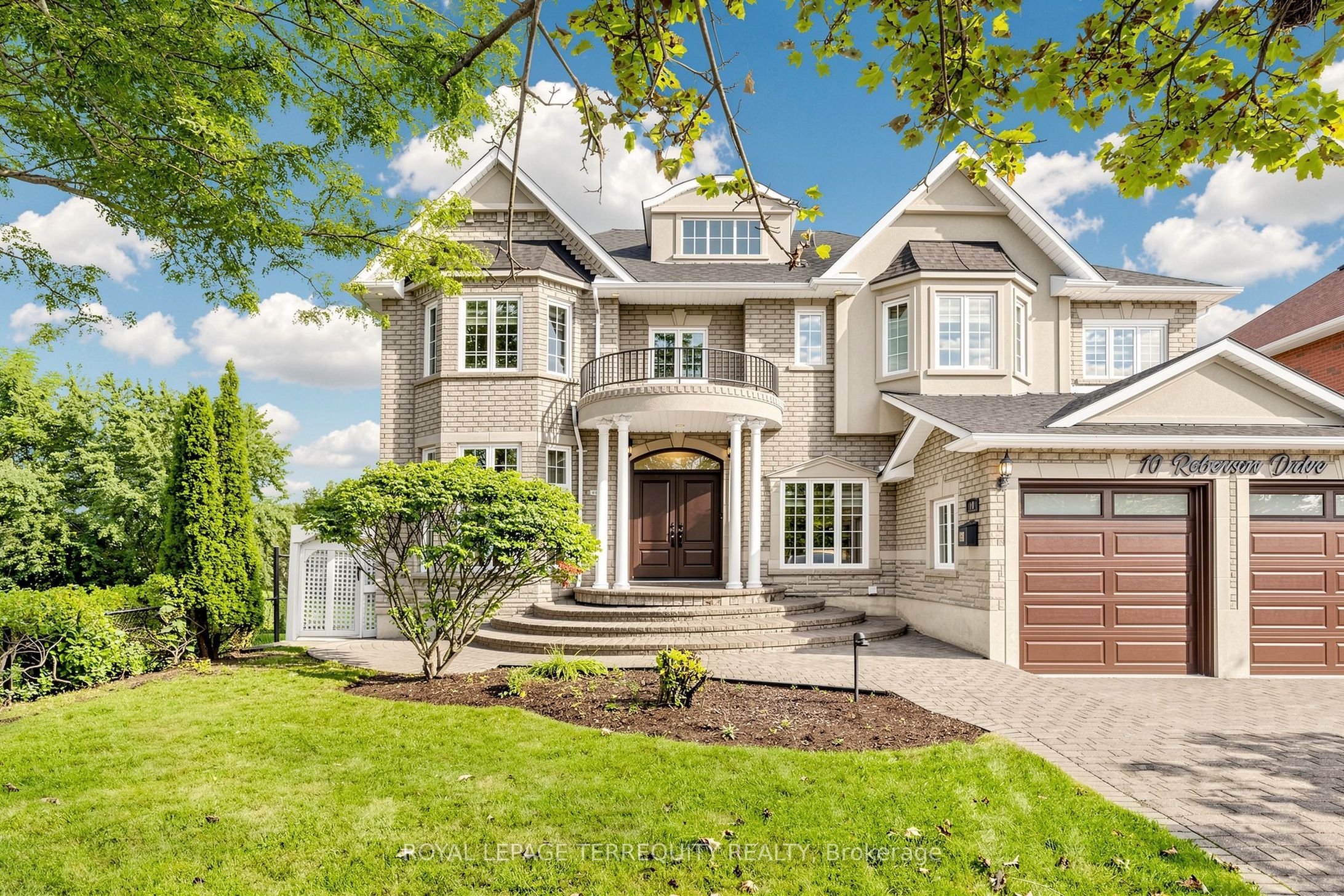 10 Roberson Drive